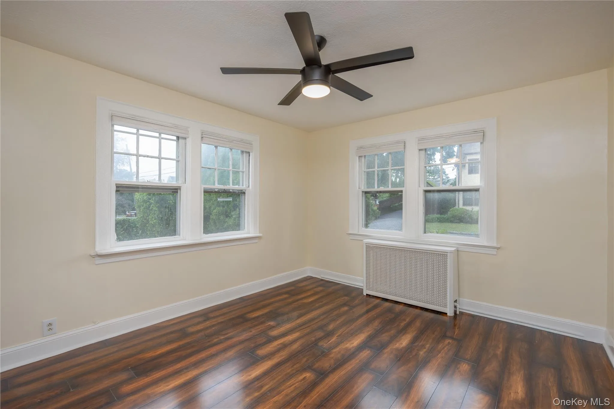 154 Bell Road, Scarsdale, NY, 3 Bedrooms Bedrooms, 7 Rooms Rooms,2 BathroomsBathrooms,Residential Lease,For Rent,Bell,0,1001176 154 Bell Road, Scarsdale, NY, 3 Bedrooms Bedrooms, 7 Rooms Rooms,2 BathroomsBathrooms,Residential Lease,For Rent,Bell,0,1001176