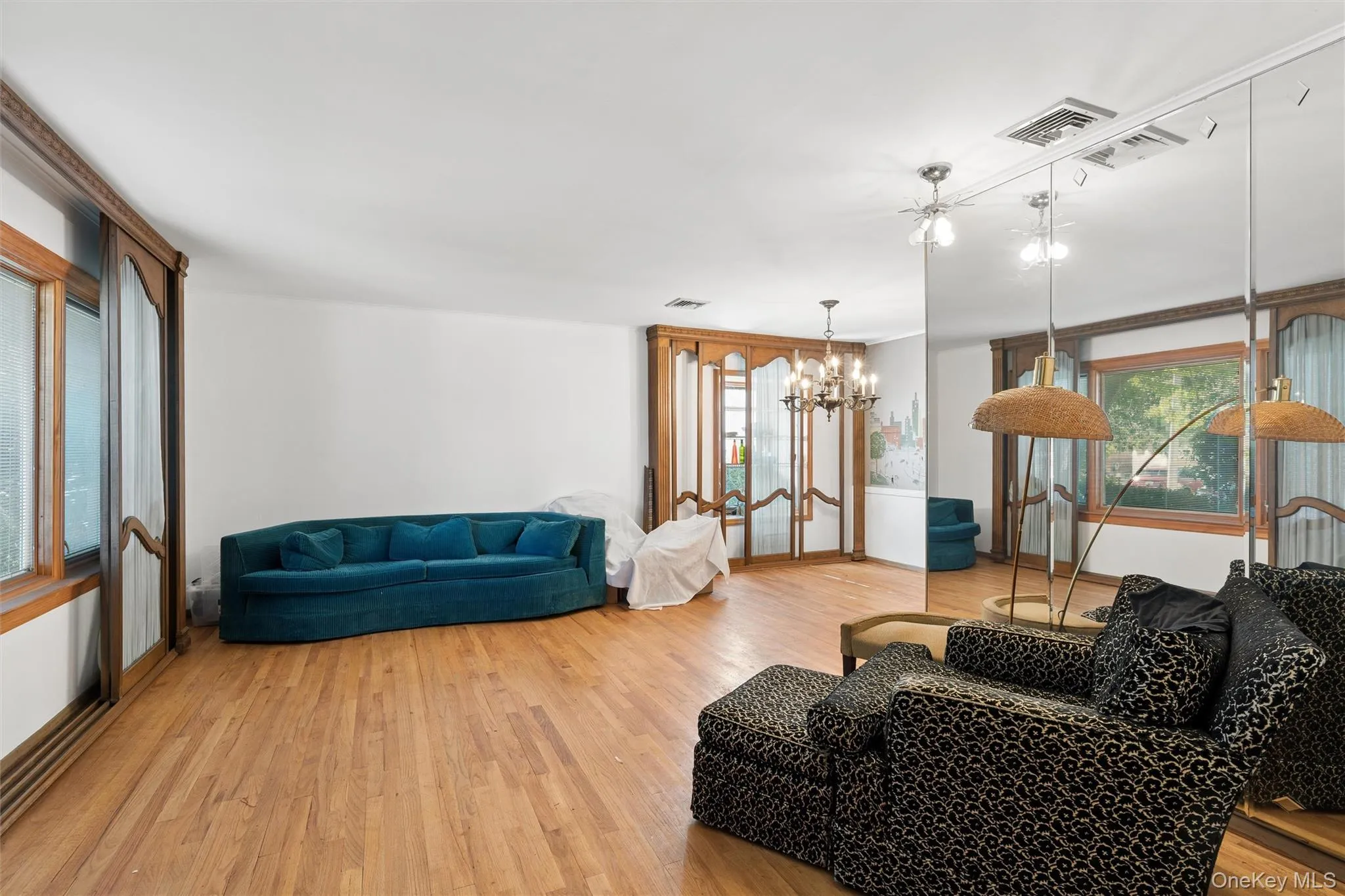 15142 24th Avenue, New York, NY, 3 Bedrooms Bedrooms, 6 Rooms Rooms,2 BathroomsBathrooms,Residential,For Rent,24th,0,1001177 15142 24th Avenue, New York, NY, 3 Bedrooms Bedrooms, 6 Rooms Rooms,2 BathroomsBathrooms,Residential,For Rent,24th,0,1001177