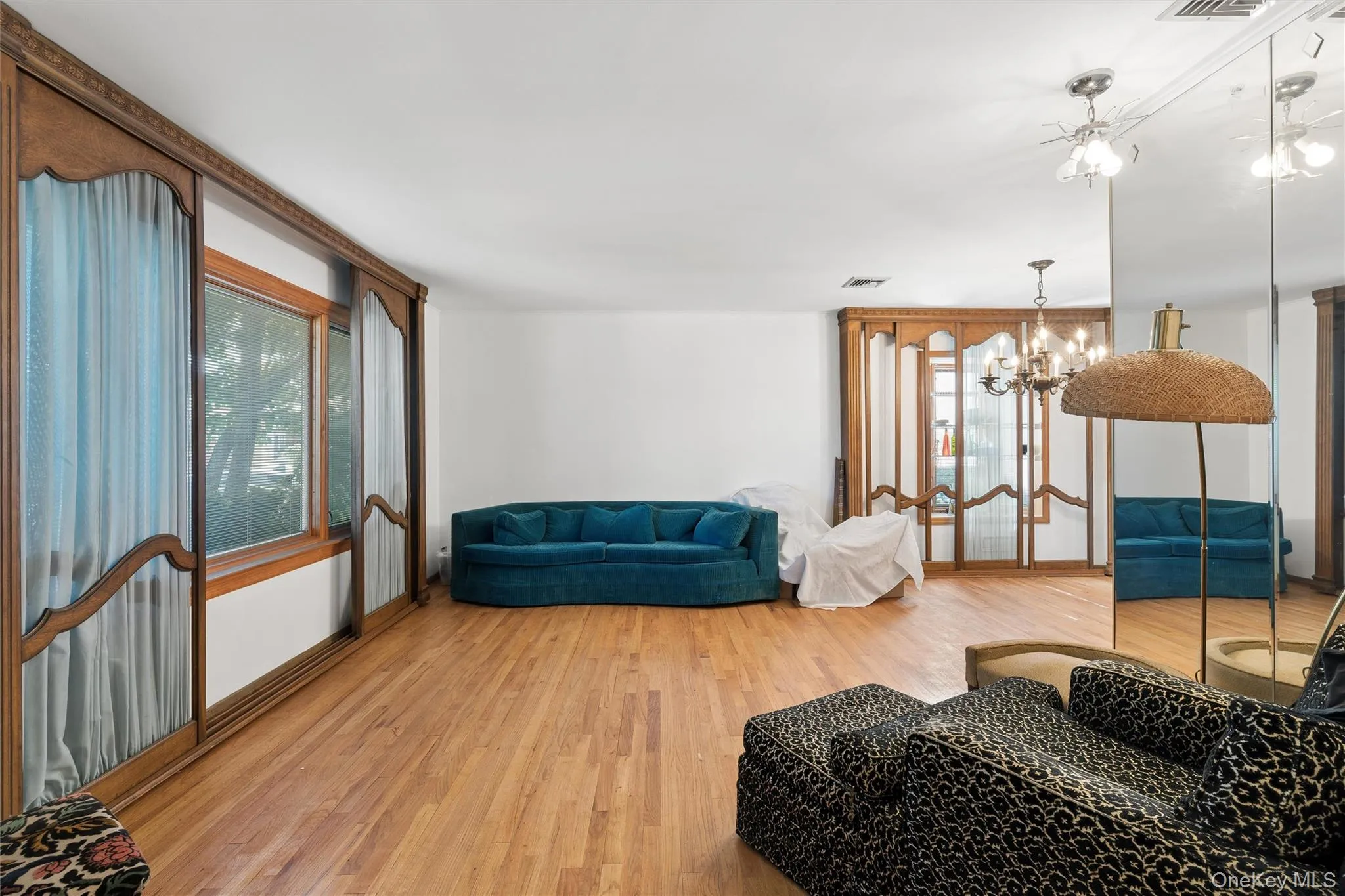 15142 24th Avenue, New York, NY, 3 Bedrooms Bedrooms, 6 Rooms Rooms,2 BathroomsBathrooms,Residential,For Rent,24th,0,1001177 15142 24th Avenue, New York, NY, 3 Bedrooms Bedrooms, 6 Rooms Rooms,2 BathroomsBathrooms,Residential,For Rent,24th,0,1001177