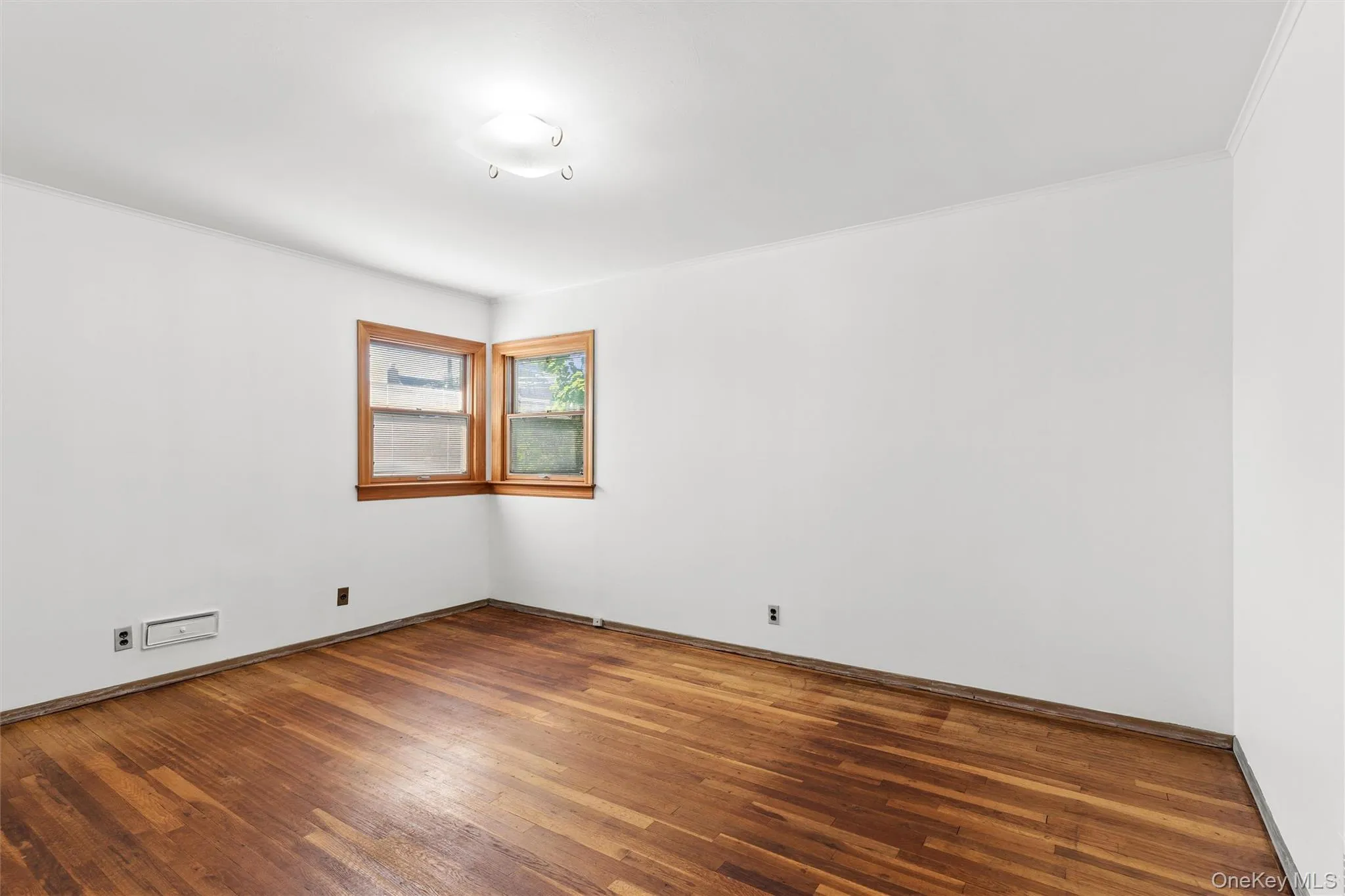 15142 24th Avenue, New York, NY, 3 Bedrooms Bedrooms, 6 Rooms Rooms,2 BathroomsBathrooms,Residential,For Rent,24th,0,1001177 15142 24th Avenue, New York, NY, 3 Bedrooms Bedrooms, 6 Rooms Rooms,2 BathroomsBathrooms,Residential,For Rent,24th,0,1001177