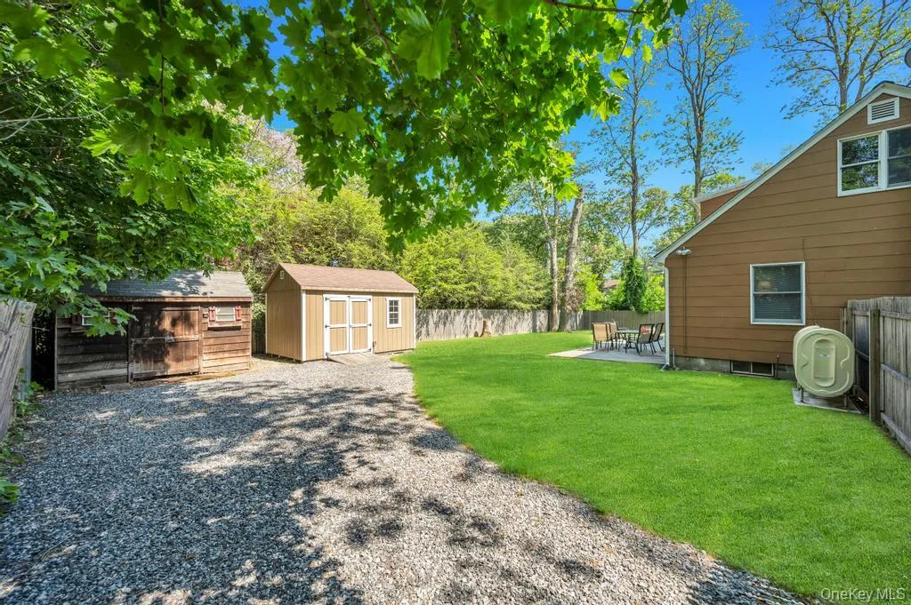 19 Oakland Avenue, Brookhaven, NY, 4 Bedrooms Bedrooms, 8 Rooms Rooms,2 BathroomsBathrooms,Residential,For Rent,Oakland,0,1001179 19 Oakland Avenue, Brookhaven, NY, 4 Bedrooms Bedrooms, 8 Rooms Rooms,2 BathroomsBathrooms,Residential,For Rent,Oakland,0,1001179