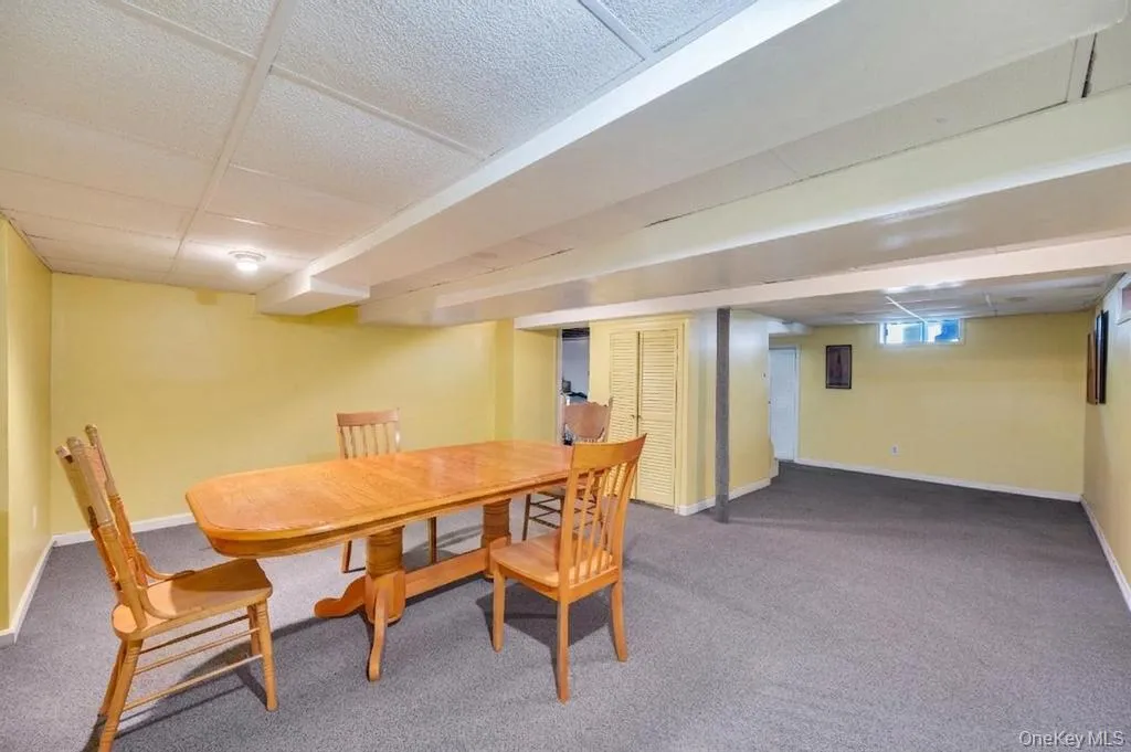 19 Oakland Avenue, Brookhaven, NY, 4 Bedrooms Bedrooms, 8 Rooms Rooms,2 BathroomsBathrooms,Residential,For Rent,Oakland,0,1001179 19 Oakland Avenue, Brookhaven, NY, 4 Bedrooms Bedrooms, 8 Rooms Rooms,2 BathroomsBathrooms,Residential,For Rent,Oakland,0,1001179