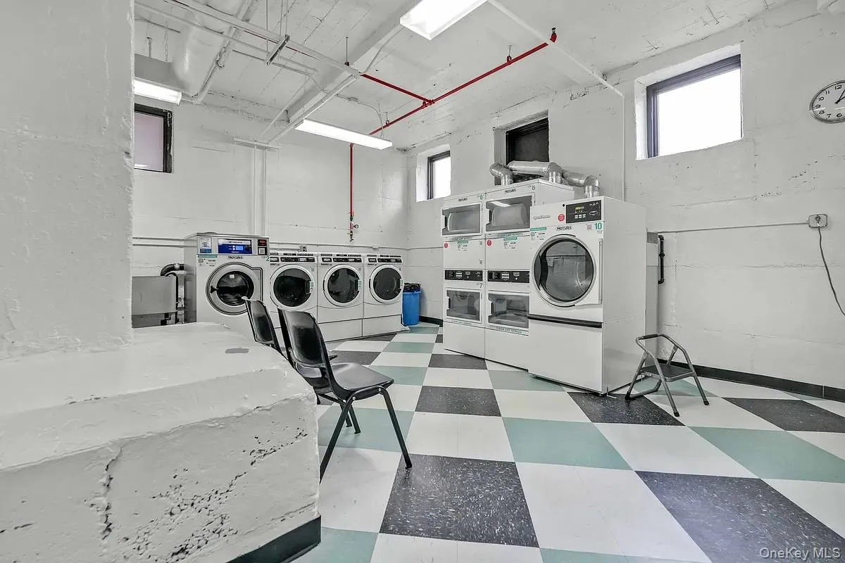 76-66 Austin Street, New York, NY, 1 Bedroom Bedrooms, 2 Rooms Rooms,1 BathroomBathrooms,Residential,For Rent,Austin Street,0,1001184 76-66 Austin Street, New York, NY, 1 Bedroom Bedrooms, 2 Rooms Rooms,1 BathroomBathrooms,Residential,For Rent,Austin Street,0,1001184