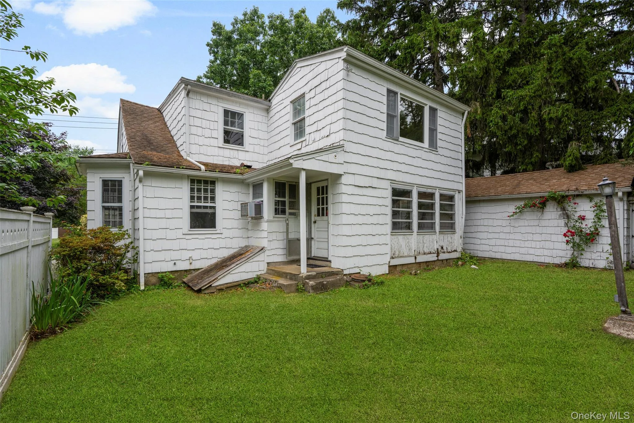 416 Rushmore Avenue, Mamaroneck, NY, 4 Bedrooms Bedrooms, 8 Rooms Rooms,1 BathroomBathrooms,Residential,For Rent,Rushmore,0,KEY1001192 416 Rushmore Avenue, Mamaroneck, NY, 4 Bedrooms Bedrooms, 8 Rooms Rooms,1 BathroomBathrooms,Residential,For Rent,Rushmore,0,KEY1001192