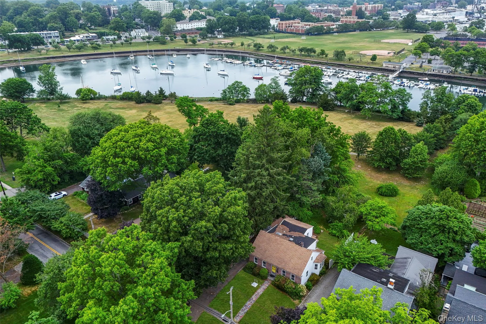416 Rushmore Avenue, Mamaroneck, NY, 4 Bedrooms Bedrooms, 8 Rooms Rooms,1 BathroomBathrooms,Residential,For Rent,Rushmore,0,KEY1001192 416 Rushmore Avenue, Mamaroneck, NY, 4 Bedrooms Bedrooms, 8 Rooms Rooms,1 BathroomBathrooms,Residential,For Rent,Rushmore,0,KEY1001192