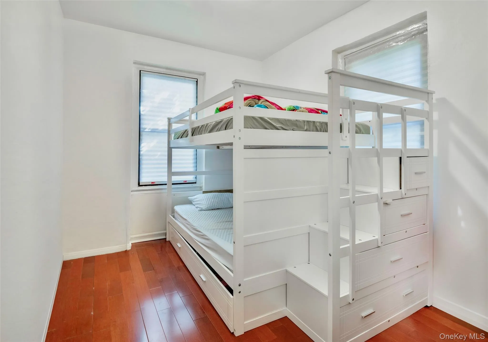 21-77 33rd Street, New York, NY, 3 Bedrooms Bedrooms, 5 Rooms Rooms,1 BathroomBathrooms,Residential,For Rent,33rd,0,1001195 21-77 33rd Street, New York, NY, 3 Bedrooms Bedrooms, 5 Rooms Rooms,1 BathroomBathrooms,Residential,For Rent,33rd,0,1001195