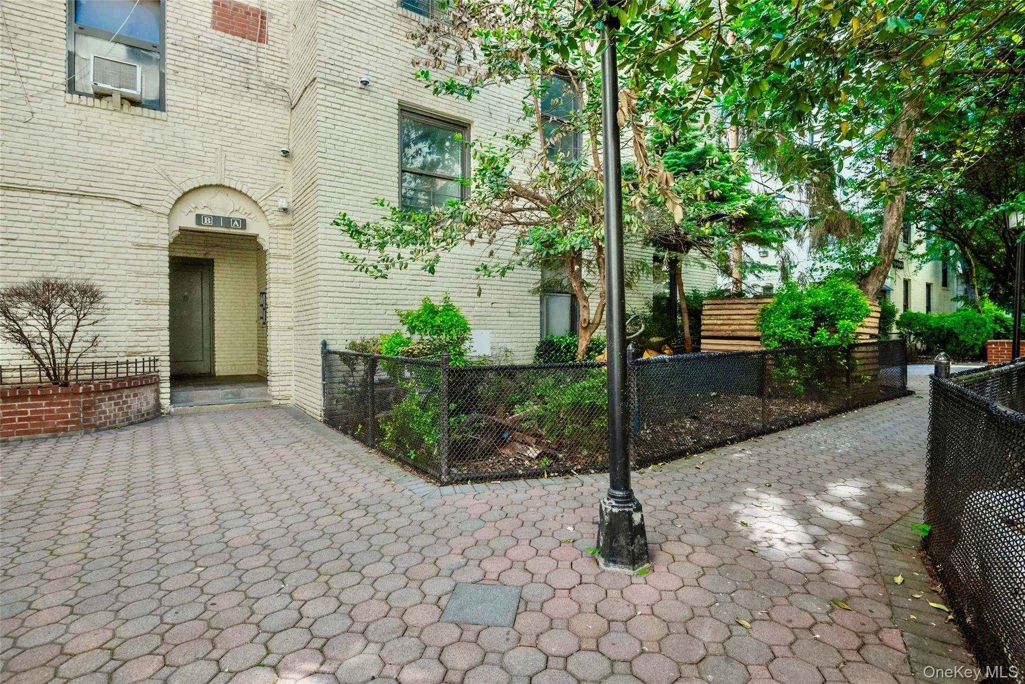 21-77 33rd Street, New York, NY, 3 Bedrooms Bedrooms, 5 Rooms Rooms,1 BathroomBathrooms,Residential,For Rent,33rd,0,1001195 21-77 33rd Street, New York, NY, 3 Bedrooms Bedrooms, 5 Rooms Rooms,1 BathroomBathrooms,Residential,For Rent,33rd,0,1001195