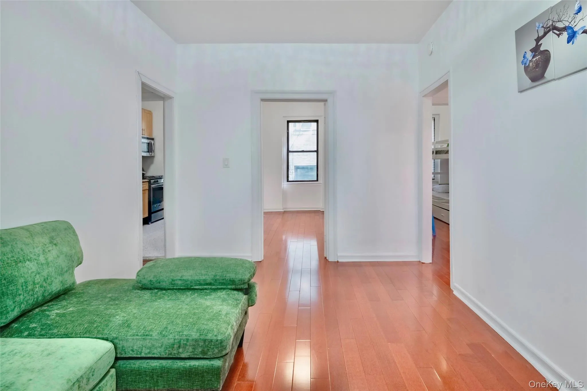 21-77 33rd Street, New York, NY, 3 Bedrooms Bedrooms, 5 Rooms Rooms,1 BathroomBathrooms,Residential,For Rent,33rd,0,1001195 21-77 33rd Street, New York, NY, 3 Bedrooms Bedrooms, 5 Rooms Rooms,1 BathroomBathrooms,Residential,For Rent,33rd,0,1001195