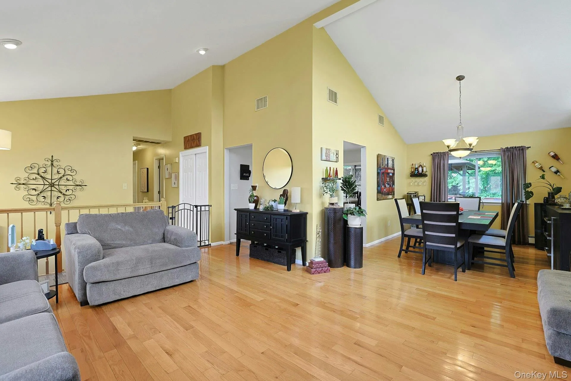 12 Louis Donato Drive, Haverstraw, NY, 4 Bedrooms Bedrooms, 8 Rooms Rooms,3 BathroomsBathrooms,Residential,For Rent,Louis Donato,0,1001198 12 Louis Donato Drive, Haverstraw, NY, 4 Bedrooms Bedrooms, 8 Rooms Rooms,3 BathroomsBathrooms,Residential,For Rent,Louis Donato,0,1001198