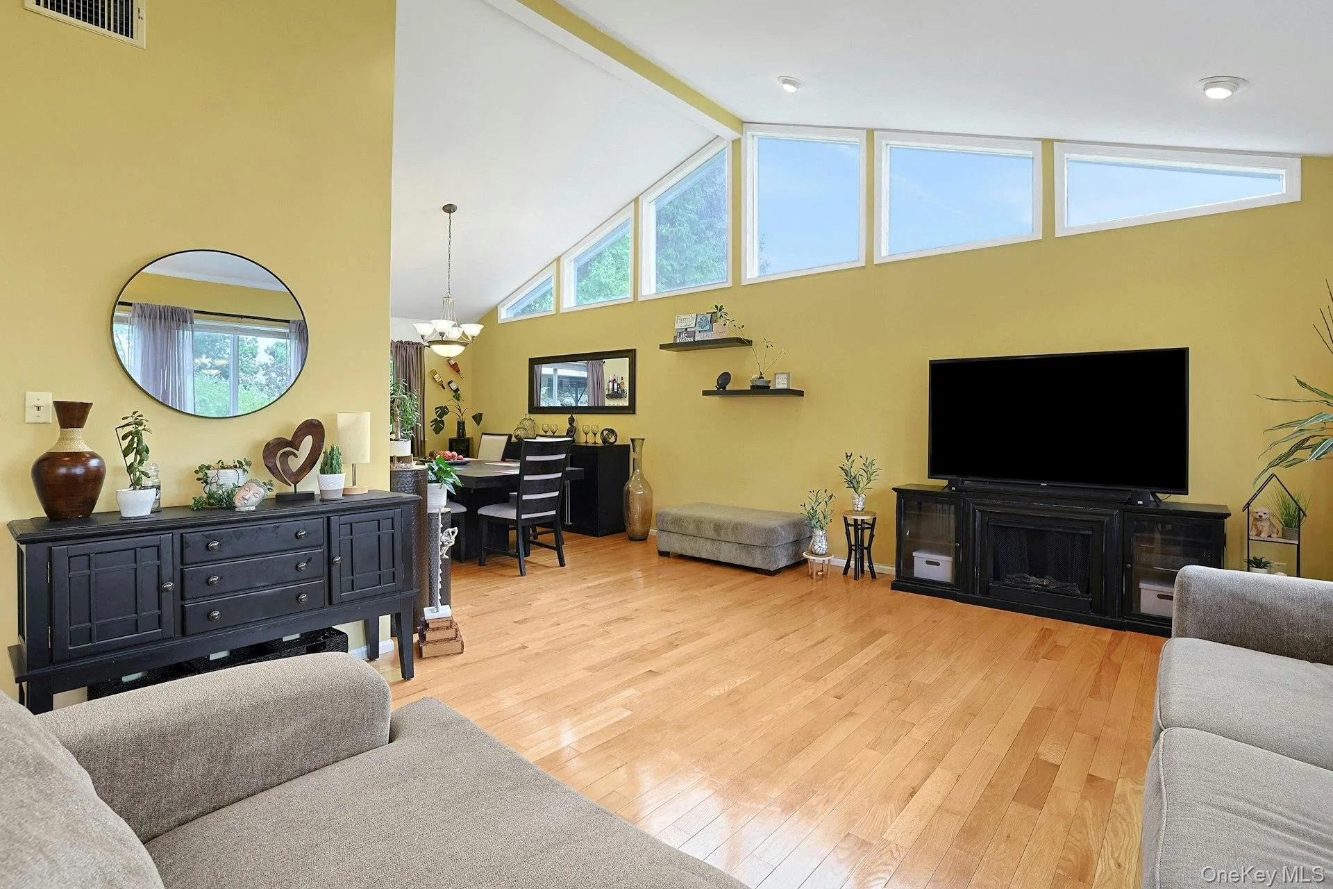 12 Louis Donato Drive, Haverstraw, NY, 4 Bedrooms Bedrooms, 8 Rooms Rooms,3 BathroomsBathrooms,Residential,For Rent,Louis Donato,0,1001198 12 Louis Donato Drive, Haverstraw, NY, 4 Bedrooms Bedrooms, 8 Rooms Rooms,3 BathroomsBathrooms,Residential,For Rent,Louis Donato,0,1001198
