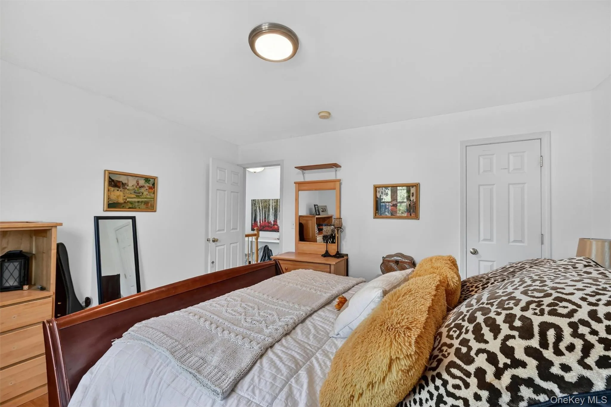 16 Willard Place, Monroe, NY, 4 Bedrooms Bedrooms, 9 Rooms Rooms,2 BathroomsBathrooms,Residential,For Rent,Willard,0,1001200 16 Willard Place, Monroe, NY, 4 Bedrooms Bedrooms, 9 Rooms Rooms,2 BathroomsBathrooms,Residential,For Rent,Willard,0,1001200