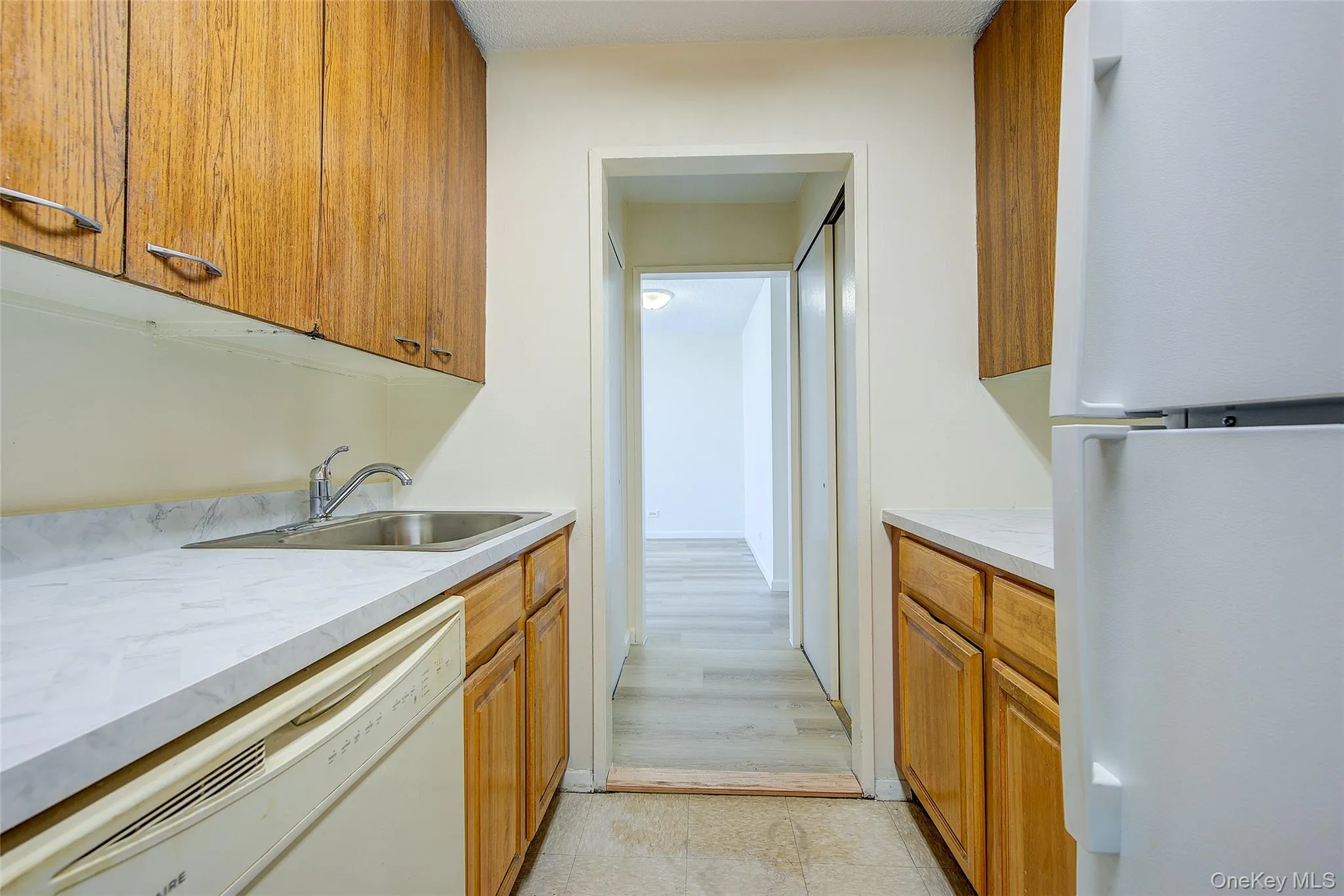 41-40 Union Street, New York, NY, 1 Bedroom Bedrooms, 4 Rooms Rooms,1 BathroomBathrooms,Residential Sale,For Rent,Union,0,1001201 41-40 Union Street, New York, NY, 1 Bedroom Bedrooms, 4 Rooms Rooms,1 BathroomBathrooms,Residential Sale,For Rent,Union,0,1001201