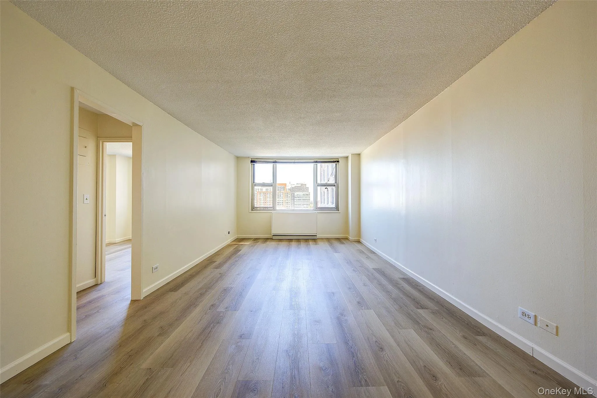 41-40 Union Street, New York, NY, 1 Bedroom Bedrooms, 4 Rooms Rooms,1 BathroomBathrooms,Residential Sale,For Rent,Union,0,1001201 41-40 Union Street, New York, NY, 1 Bedroom Bedrooms, 4 Rooms Rooms,1 BathroomBathrooms,Residential Sale,For Rent,Union,0,1001201
