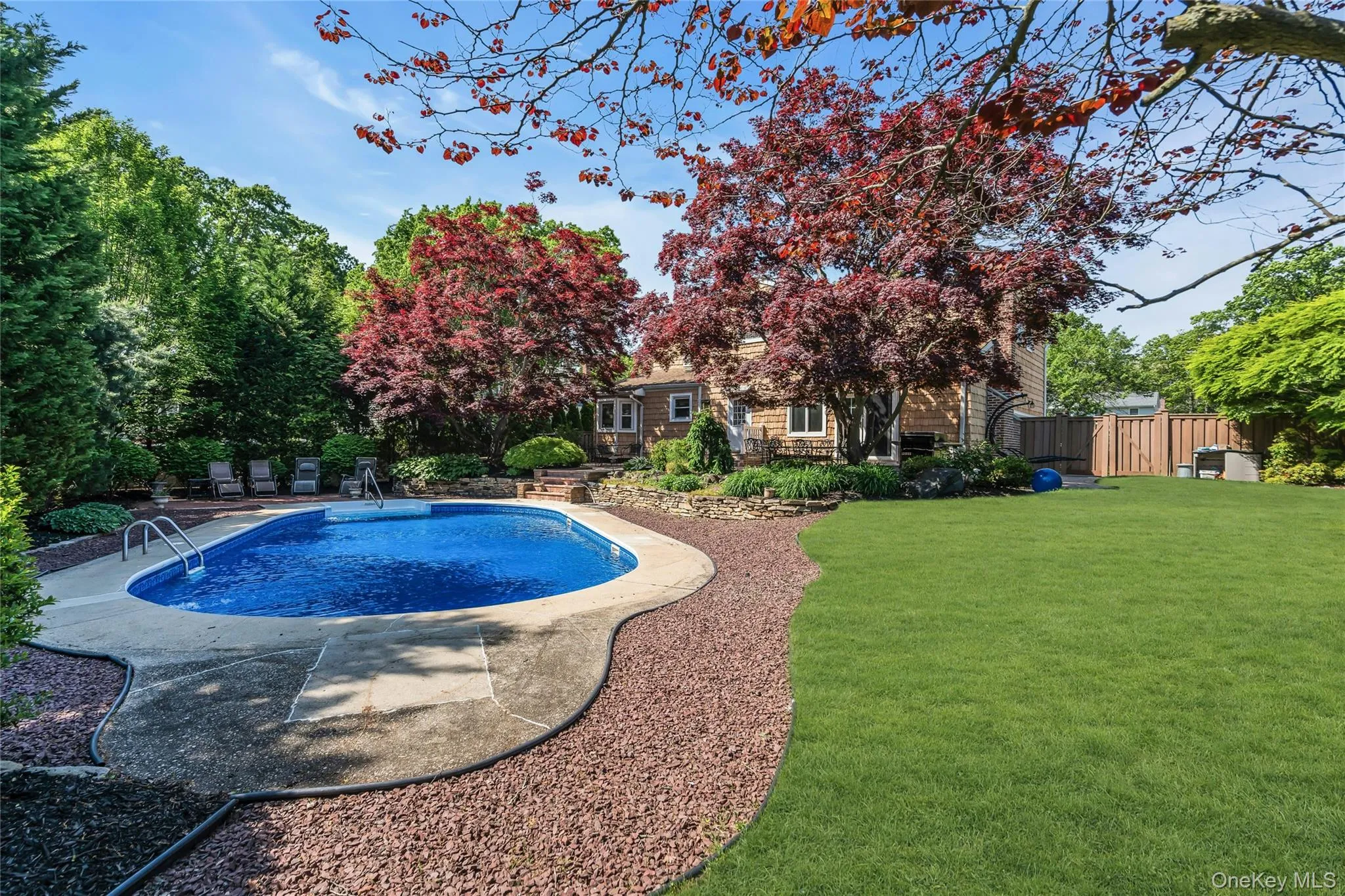 18 Ron Court, Smithtown, NY, 5 Bedrooms Bedrooms, 9 Rooms Rooms,2 BathroomsBathrooms,Residential,For Rent,Ron,0,KEY1001202 18 Ron Court, Smithtown, NY, 5 Bedrooms Bedrooms, 9 Rooms Rooms,2 BathroomsBathrooms,Residential,For Rent,Ron,0,KEY1001202