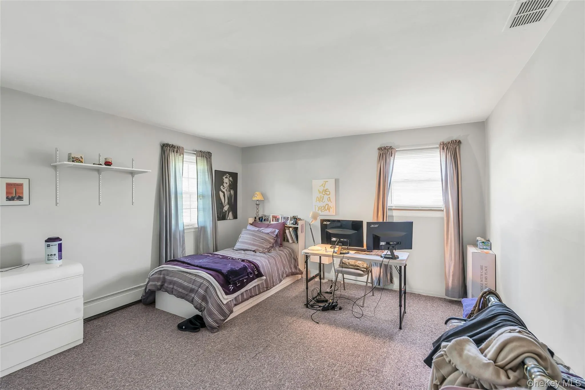 18 Ron Court, Smithtown, NY, 5 Bedrooms Bedrooms, 9 Rooms Rooms,2 BathroomsBathrooms,Residential,For Rent,Ron,0,KEY1001202 18 Ron Court, Smithtown, NY, 5 Bedrooms Bedrooms, 9 Rooms Rooms,2 BathroomsBathrooms,Residential,For Rent,Ron,0,KEY1001202