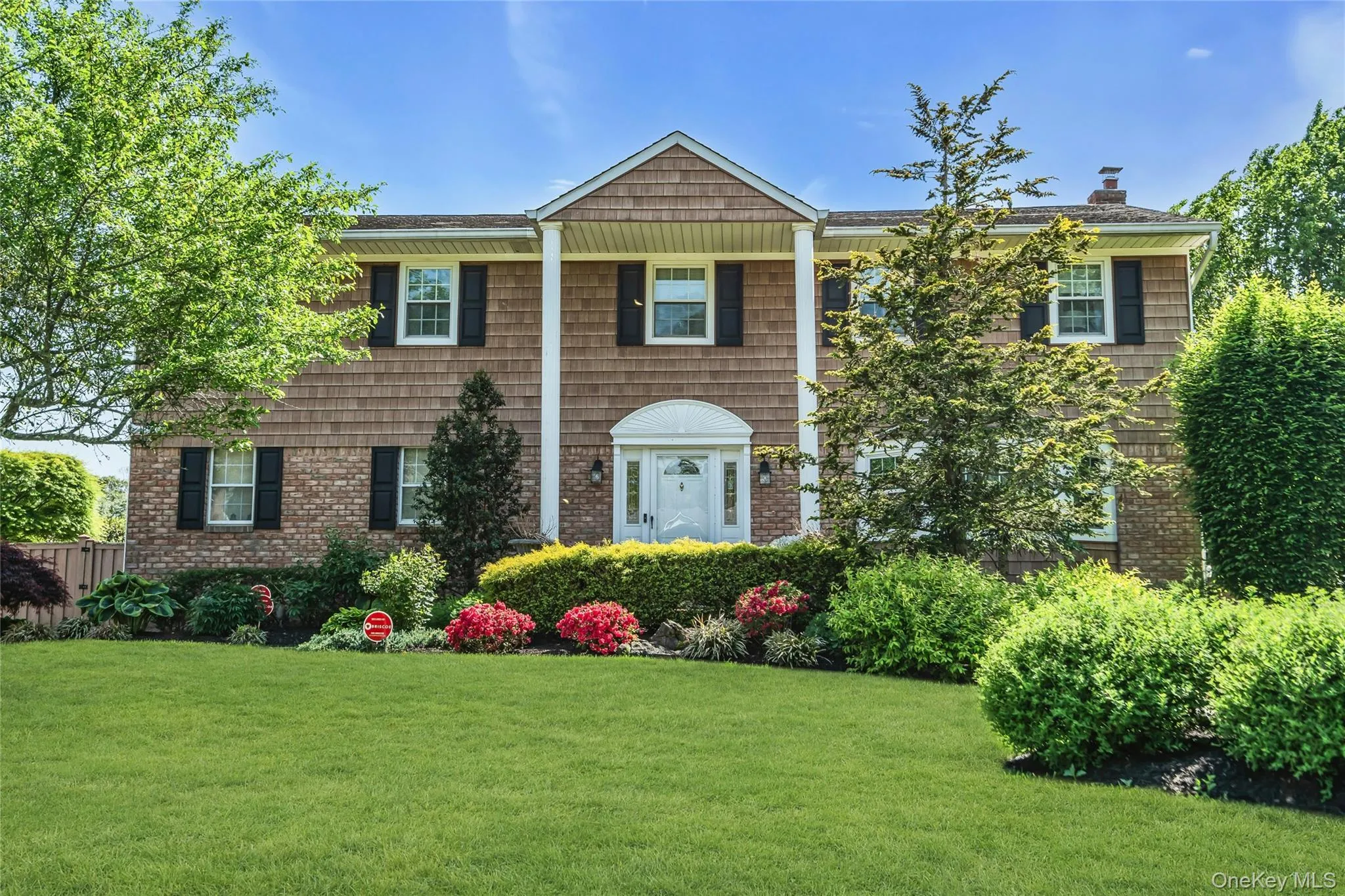 18 Ron Court, Smithtown, NY, 5 Bedrooms Bedrooms, 9 Rooms Rooms,2 BathroomsBathrooms,Residential,For Rent,Ron,0,KEY1001202 18 Ron Court, Smithtown, NY, 5 Bedrooms Bedrooms, 9 Rooms Rooms,2 BathroomsBathrooms,Residential,For Rent,Ron,0,KEY1001202