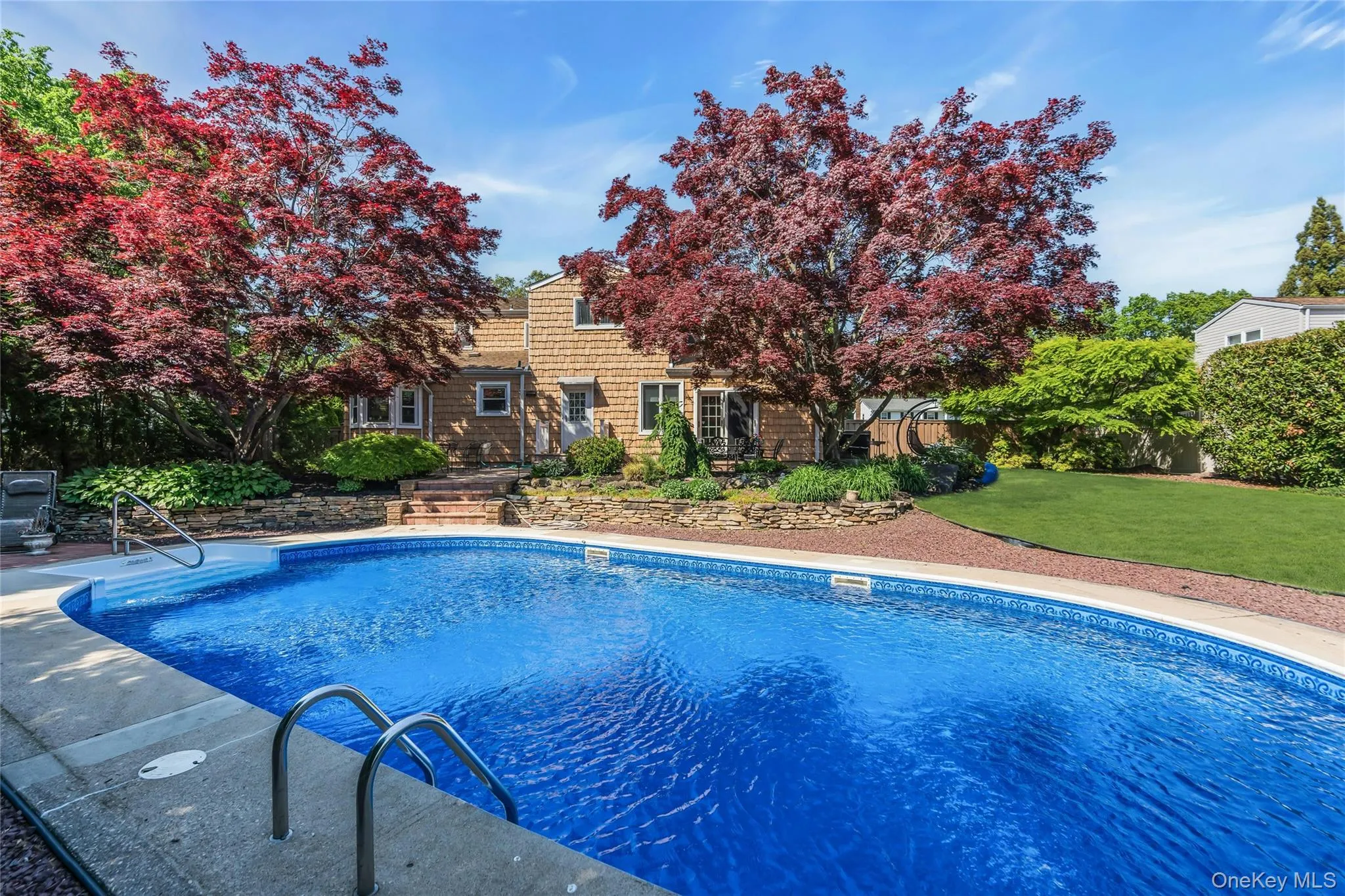 18 Ron Court, Smithtown, NY, 5 Bedrooms Bedrooms, 9 Rooms Rooms,2 BathroomsBathrooms,Residential,For Rent,Ron,0,KEY1001202 18 Ron Court, Smithtown, NY, 5 Bedrooms Bedrooms, 9 Rooms Rooms,2 BathroomsBathrooms,Residential,For Rent,Ron,0,KEY1001202