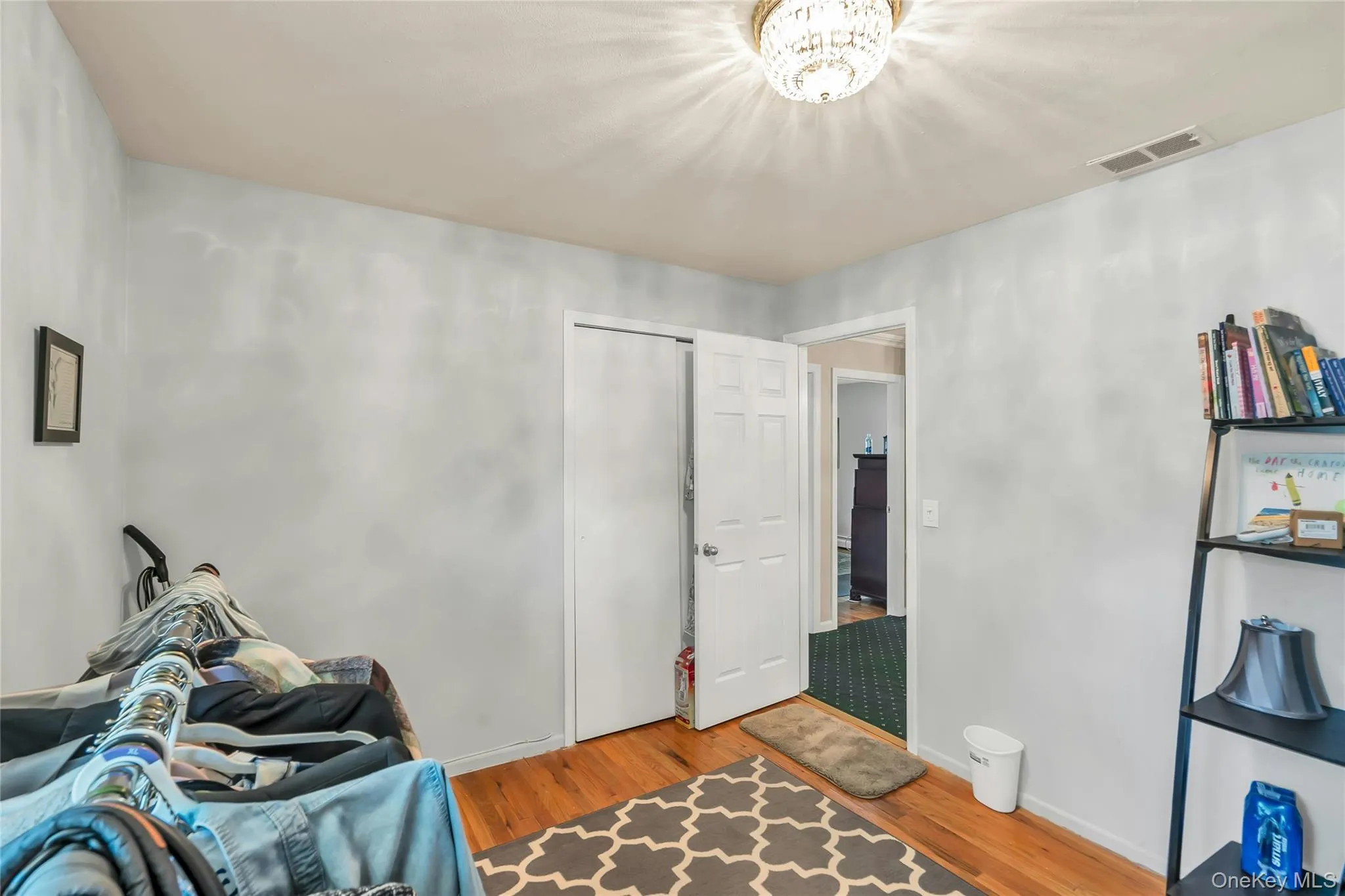 18 Ron Court, Smithtown, NY, 5 Bedrooms Bedrooms, 9 Rooms Rooms,2 BathroomsBathrooms,Residential,For Rent,Ron,0,KEY1001202 18 Ron Court, Smithtown, NY, 5 Bedrooms Bedrooms, 9 Rooms Rooms,2 BathroomsBathrooms,Residential,For Rent,Ron,0,KEY1001202