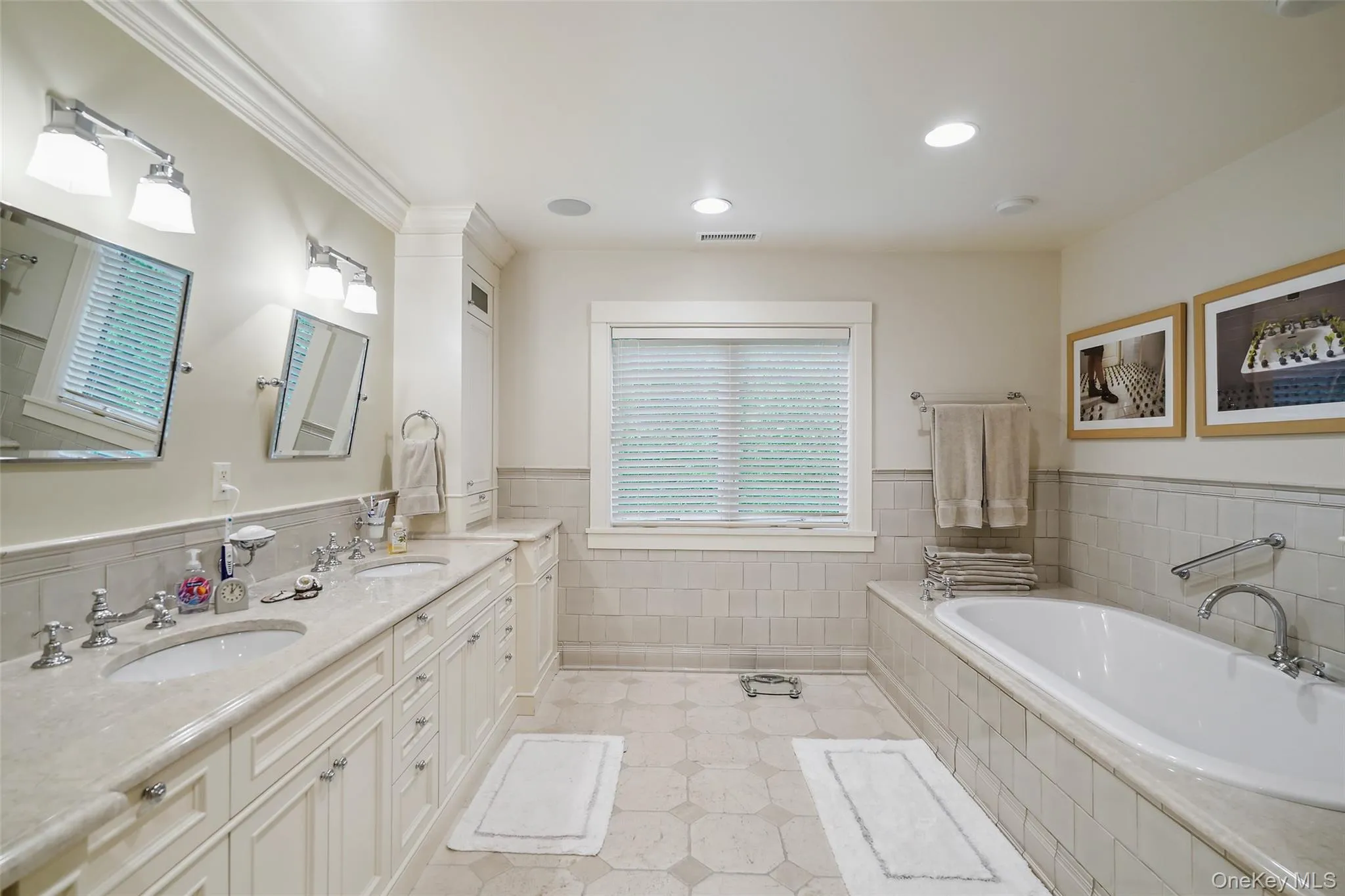 17 Eastwoods Road, Pound Ridge, NY, 5 Bedrooms Bedrooms, 12 Rooms Rooms,5 BathroomsBathrooms,Residential,For Rent,Eastwoods,0,1001204 17 Eastwoods Road, Pound Ridge, NY, 5 Bedrooms Bedrooms, 12 Rooms Rooms,5 BathroomsBathrooms,Residential,For Rent,Eastwoods,0,1001204