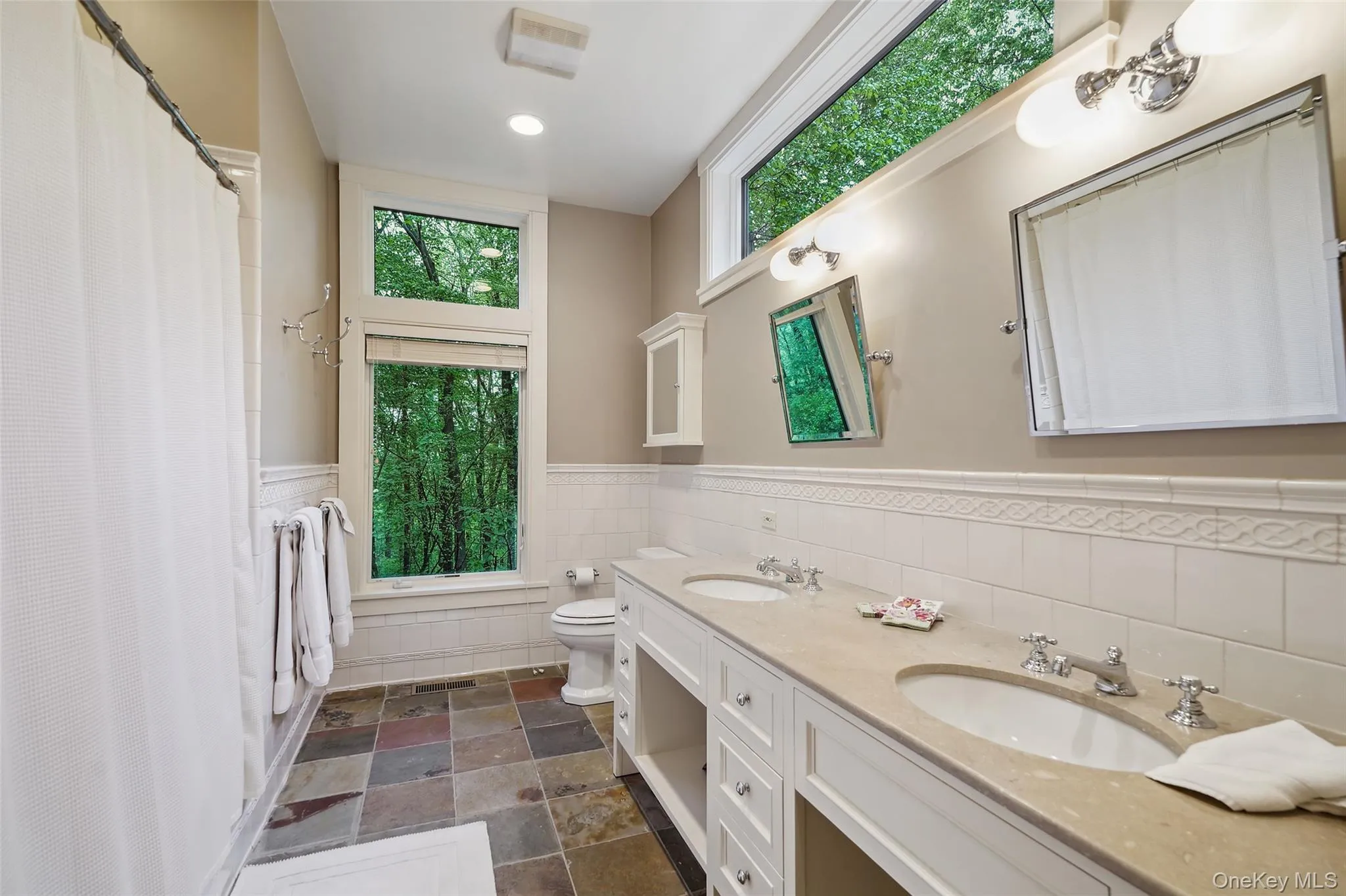 17 Eastwoods Road, Pound Ridge, NY, 5 Bedrooms Bedrooms, 12 Rooms Rooms,5 BathroomsBathrooms,Residential,For Rent,Eastwoods,0,1001204 17 Eastwoods Road, Pound Ridge, NY, 5 Bedrooms Bedrooms, 12 Rooms Rooms,5 BathroomsBathrooms,Residential,For Rent,Eastwoods,0,1001204