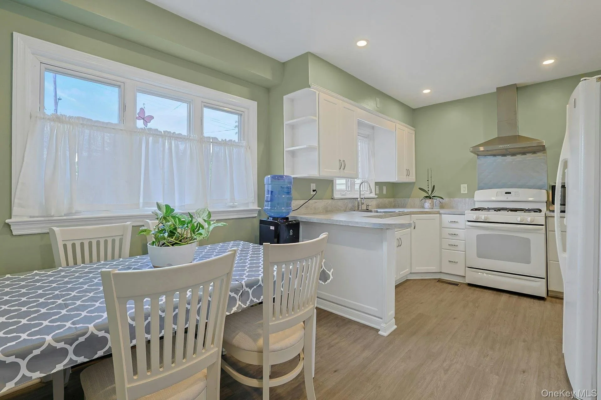 31 Townline Road, Orangetown, NY, 3 Bedrooms Bedrooms, 6 Rooms Rooms,1 BathroomBathrooms,Residential,For Rent,Townline,0,1001207 31 Townline Road, Orangetown, NY, 3 Bedrooms Bedrooms, 6 Rooms Rooms,1 BathroomBathrooms,Residential,For Rent,Townline,0,1001207