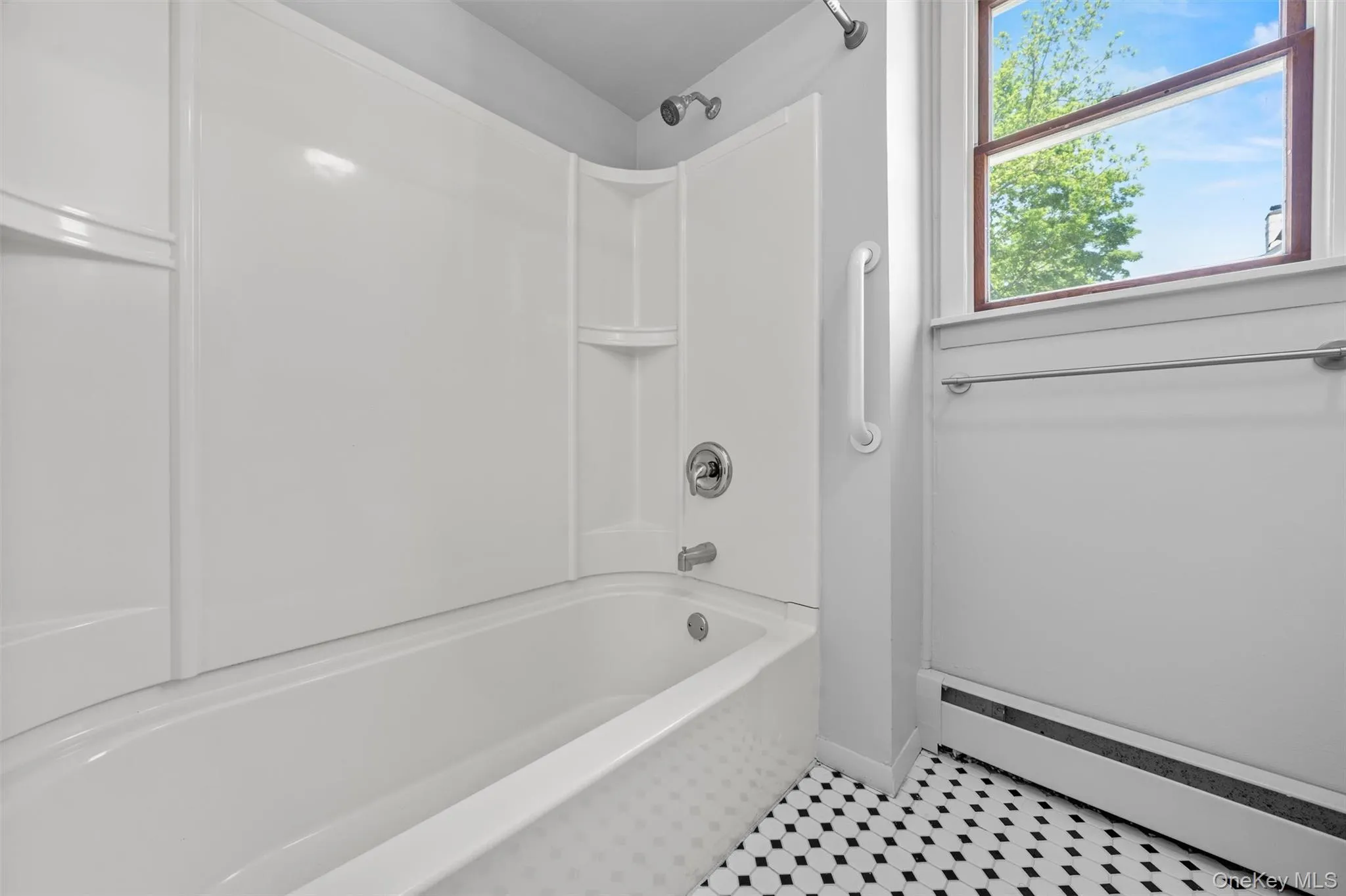 28 Van Buren Street, Warwick (town), NY, 2 Bedrooms Bedrooms, 4 Rooms Rooms,1 BathroomBathrooms,Residential Lease,For Rent,Van Buren,0,1001211 28 Van Buren Street, Warwick (town), NY, 2 Bedrooms Bedrooms, 4 Rooms Rooms,1 BathroomBathrooms,Residential Lease,For Rent,Van Buren,0,1001211