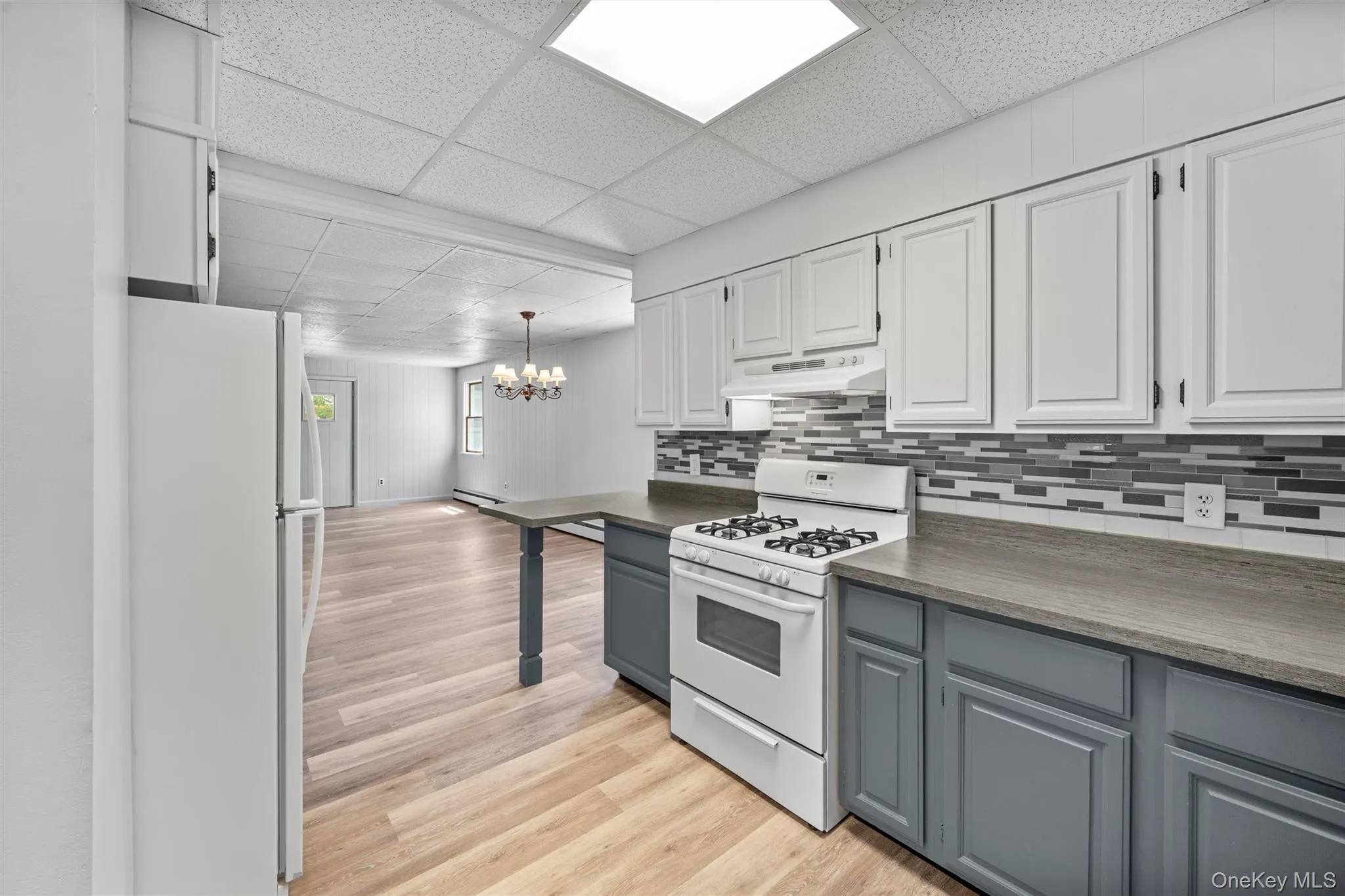 28 Van Buren Street, Warwick (town), NY, 2 Bedrooms Bedrooms, 4 Rooms Rooms,1 BathroomBathrooms,Residential Lease,For Rent,Van Buren,0,1001211 28 Van Buren Street, Warwick (town), NY, 2 Bedrooms Bedrooms, 4 Rooms Rooms,1 BathroomBathrooms,Residential Lease,For Rent,Van Buren,0,1001211