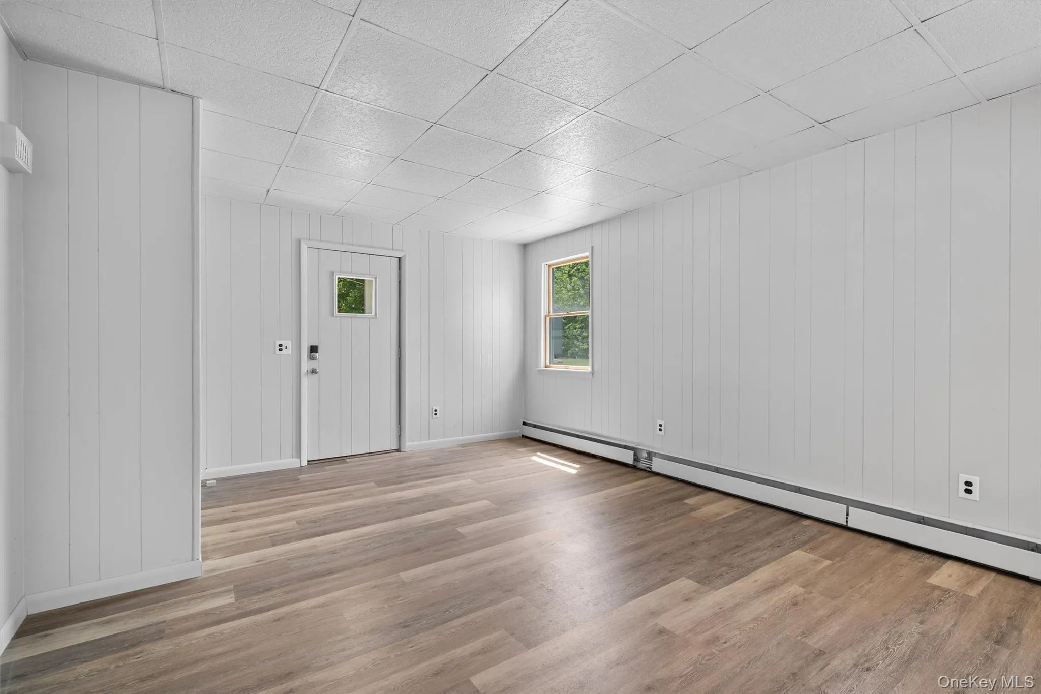 28 Van Buren Street, Warwick (town), NY, 2 Bedrooms Bedrooms, 4 Rooms Rooms,1 BathroomBathrooms,Residential Lease,For Rent,Van Buren,0,1001211 28 Van Buren Street, Warwick (town), NY, 2 Bedrooms Bedrooms, 4 Rooms Rooms,1 BathroomBathrooms,Residential Lease,For Rent,Van Buren,0,1001211