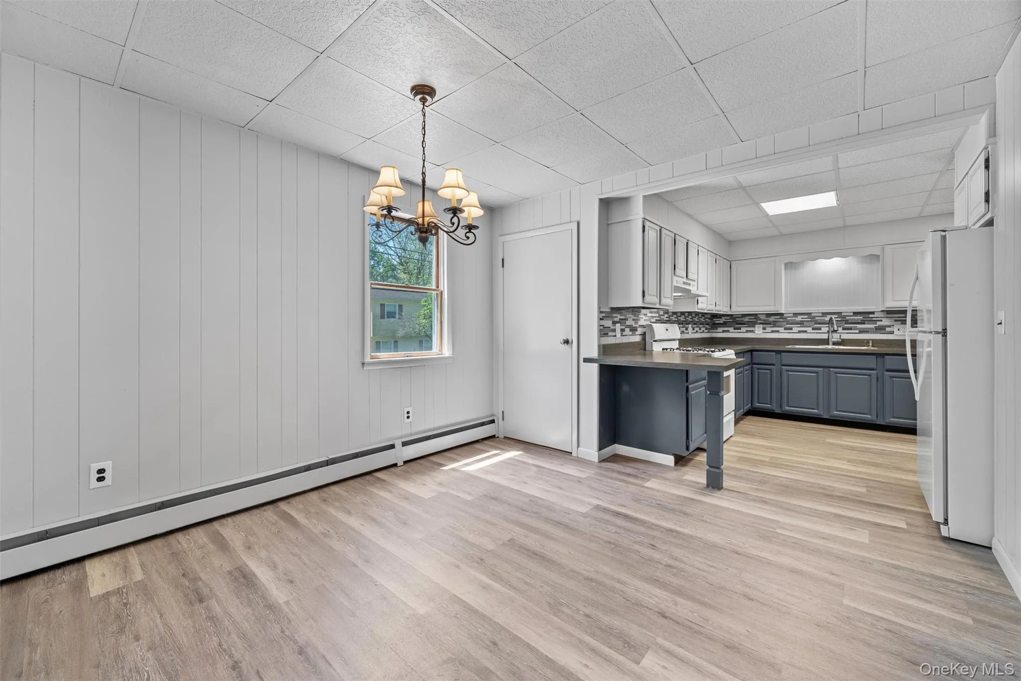 28 Van Buren Street, Warwick (town), NY, 2 Bedrooms Bedrooms, 4 Rooms Rooms,1 BathroomBathrooms,Residential Lease,For Rent,Van Buren,0,1001211 28 Van Buren Street, Warwick (town), NY, 2 Bedrooms Bedrooms, 4 Rooms Rooms,1 BathroomBathrooms,Residential Lease,For Rent,Van Buren,0,1001211