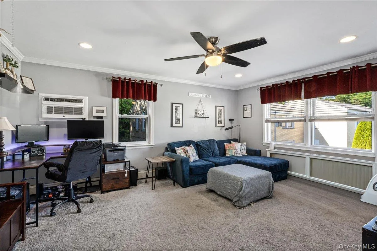 251-03 71st Road, New York, NY, 2 Bedrooms Bedrooms, 5 Rooms Rooms,1 BathroomBathrooms,Residential,For Rent,71st,0,1001219 251-03 71st Road, New York, NY, 2 Bedrooms Bedrooms, 5 Rooms Rooms,1 BathroomBathrooms,Residential,For Rent,71st,0,1001219