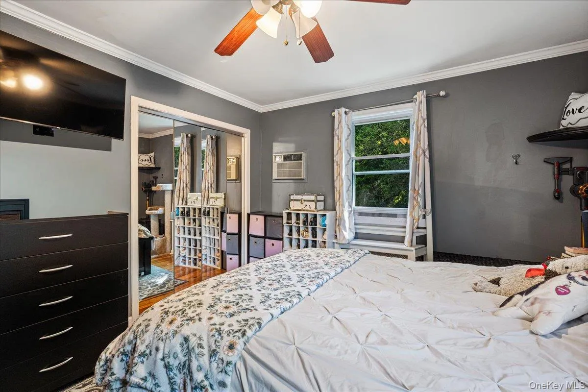 251-03 71st Road, New York, NY, 2 Bedrooms Bedrooms, 5 Rooms Rooms,1 BathroomBathrooms,Residential,For Rent,71st,0,1001219 251-03 71st Road, New York, NY, 2 Bedrooms Bedrooms, 5 Rooms Rooms,1 BathroomBathrooms,Residential,For Rent,71st,0,1001219