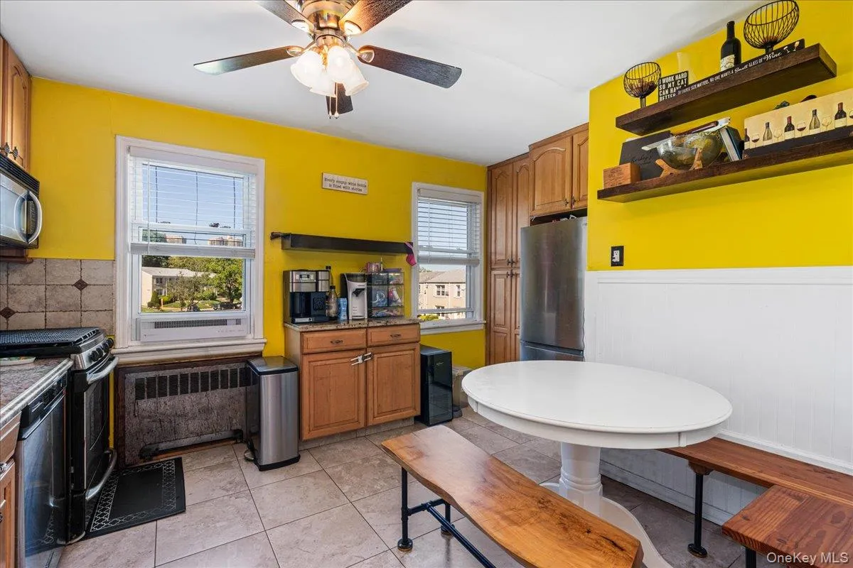 251-03 71st Road, New York, NY, 2 Bedrooms Bedrooms, 5 Rooms Rooms,1 BathroomBathrooms,Residential,For Rent,71st,0,1001219 251-03 71st Road, New York, NY, 2 Bedrooms Bedrooms, 5 Rooms Rooms,1 BathroomBathrooms,Residential,For Rent,71st,0,1001219