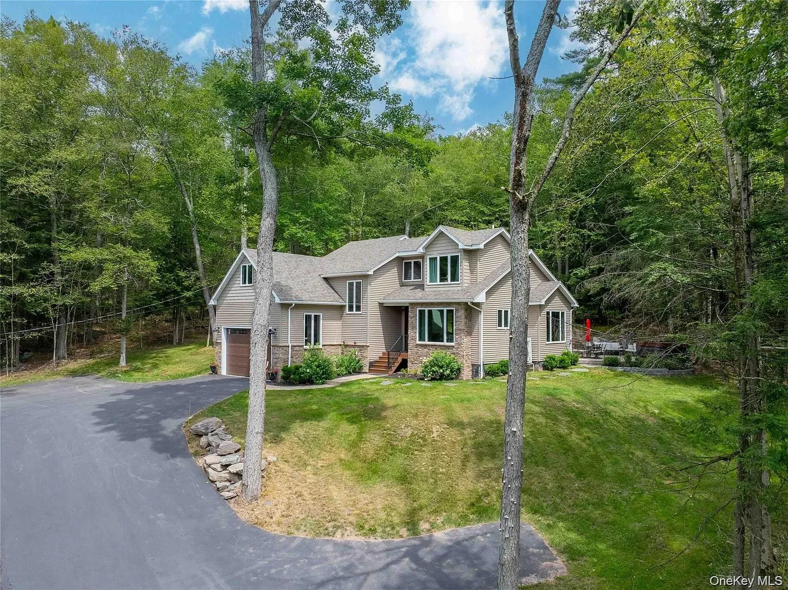 224 Lake Shore Drive, Thompson, NY, 3 Bedrooms Bedrooms, 10 Rooms Rooms,2 BathroomsBathrooms,Residential Sale,For Rent,Lake Shore,0,1001220 224 Lake Shore Drive, Thompson, NY, 3 Bedrooms Bedrooms, 10 Rooms Rooms,2 BathroomsBathrooms,Residential Sale,For Rent,Lake Shore,0,1001220