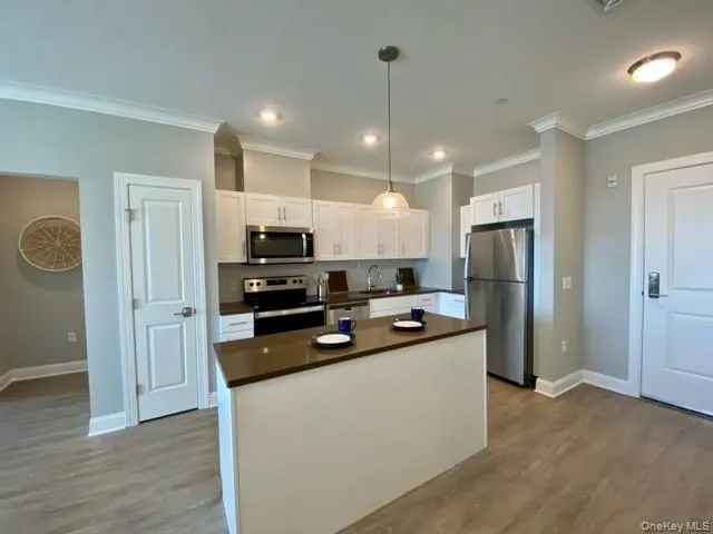 75 Hoffman Avenue, Babylon, NY, 2 Bedrooms Bedrooms, 5 Rooms Rooms,2 BathroomsBathrooms,Residential Lease,For Rent,Hoffman,0,1001227 75 Hoffman Avenue, Babylon, NY, 2 Bedrooms Bedrooms, 5 Rooms Rooms,2 BathroomsBathrooms,Residential Lease,For Rent,Hoffman,0,1001227