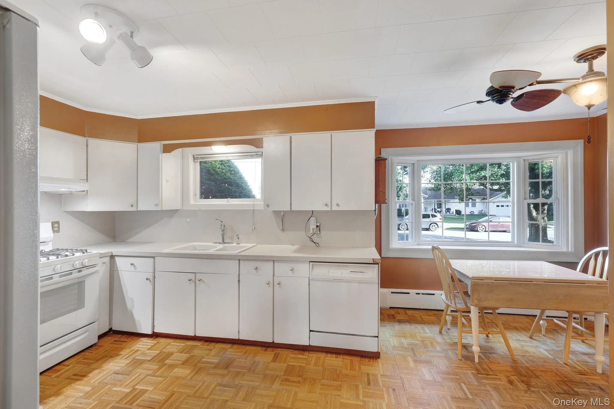 36 Finger Street, Saugerties, NY, 3 Bedrooms Bedrooms, 8 Rooms Rooms,2 BathroomsBathrooms,Residential,For Rent,Finger,0,1001230 36 Finger Street, Saugerties, NY, 3 Bedrooms Bedrooms, 8 Rooms Rooms,2 BathroomsBathrooms,Residential,For Rent,Finger,0,1001230