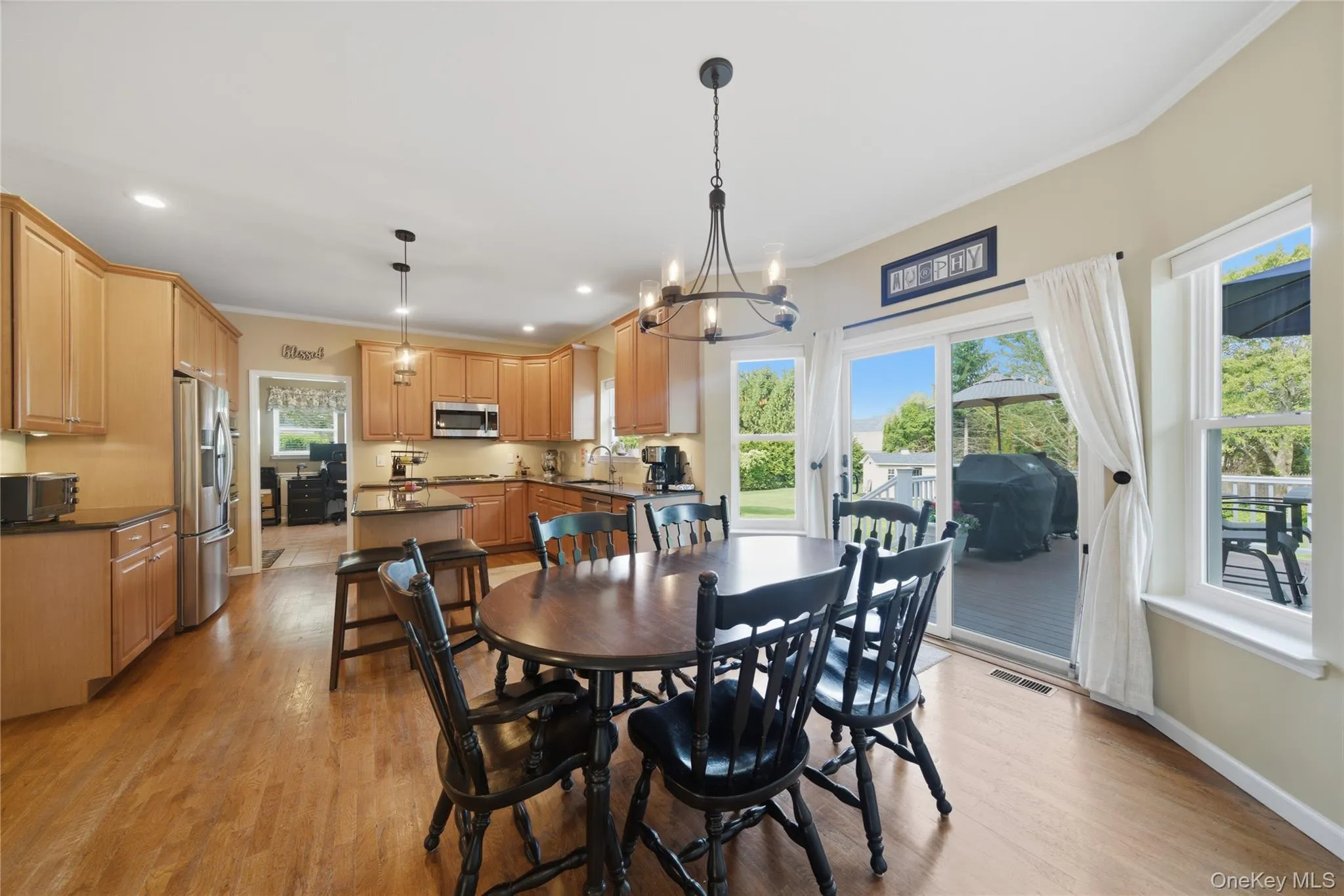 19 Sweetgum Lane, Brookhaven, NY, 4 Bedrooms Bedrooms, 12 Rooms Rooms,3 BathroomsBathrooms,Residential,For Rent,Sweetgum,0,1001231 19 Sweetgum Lane, Brookhaven, NY, 4 Bedrooms Bedrooms, 12 Rooms Rooms,3 BathroomsBathrooms,Residential,For Rent,Sweetgum,0,1001231