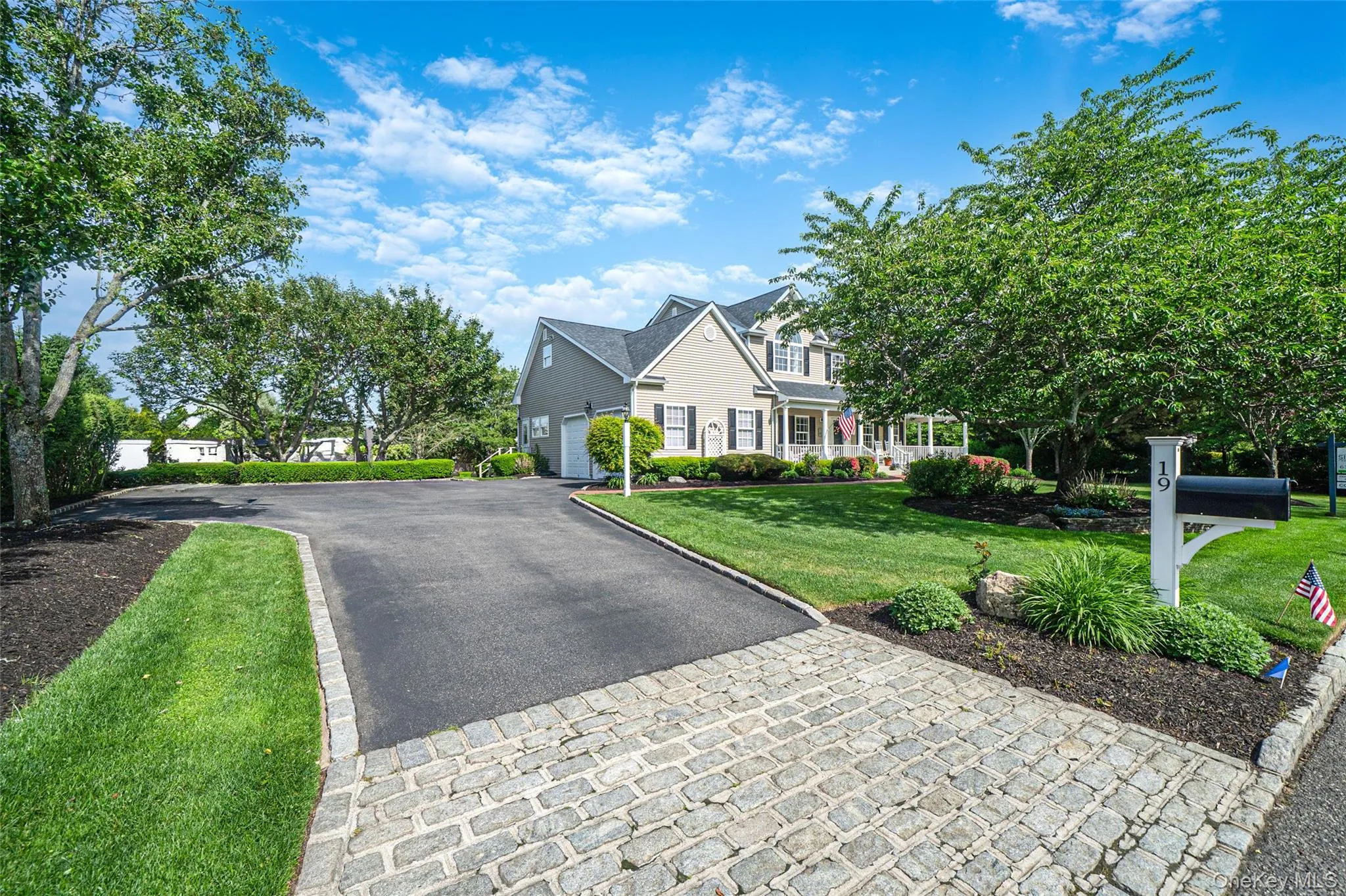 19 Sweetgum Lane, Brookhaven, NY, 4 Bedrooms Bedrooms, 12 Rooms Rooms,3 BathroomsBathrooms,Residential,For Rent,Sweetgum,0,1001231 19 Sweetgum Lane, Brookhaven, NY, 4 Bedrooms Bedrooms, 12 Rooms Rooms,3 BathroomsBathrooms,Residential,For Rent,Sweetgum,0,1001231