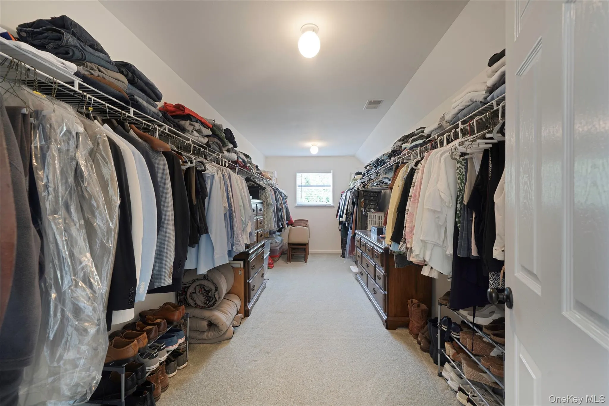 19 Sweetgum Lane, Brookhaven, NY, 4 Bedrooms Bedrooms, 12 Rooms Rooms,3 BathroomsBathrooms,Residential,For Rent,Sweetgum,0,1001231 19 Sweetgum Lane, Brookhaven, NY, 4 Bedrooms Bedrooms, 12 Rooms Rooms,3 BathroomsBathrooms,Residential,For Rent,Sweetgum,0,1001231