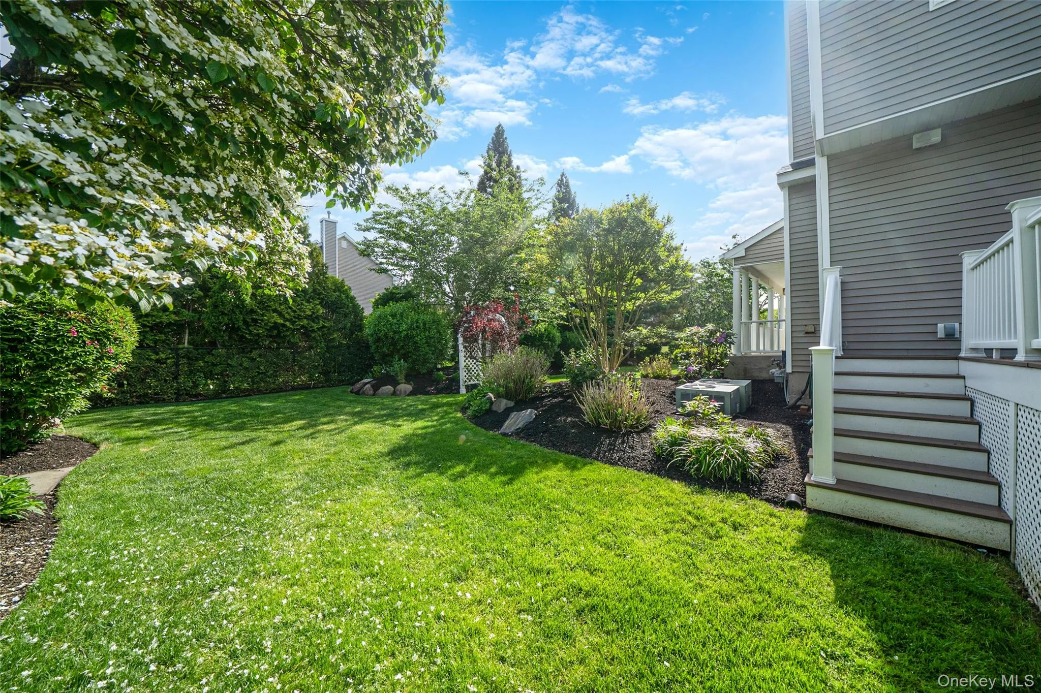 19 Sweetgum Lane, Brookhaven, NY, 4 Bedrooms Bedrooms, 12 Rooms Rooms,3 BathroomsBathrooms,Residential,For Rent,Sweetgum,0,1001231 19 Sweetgum Lane, Brookhaven, NY, 4 Bedrooms Bedrooms, 12 Rooms Rooms,3 BathroomsBathrooms,Residential,For Rent,Sweetgum,0,1001231