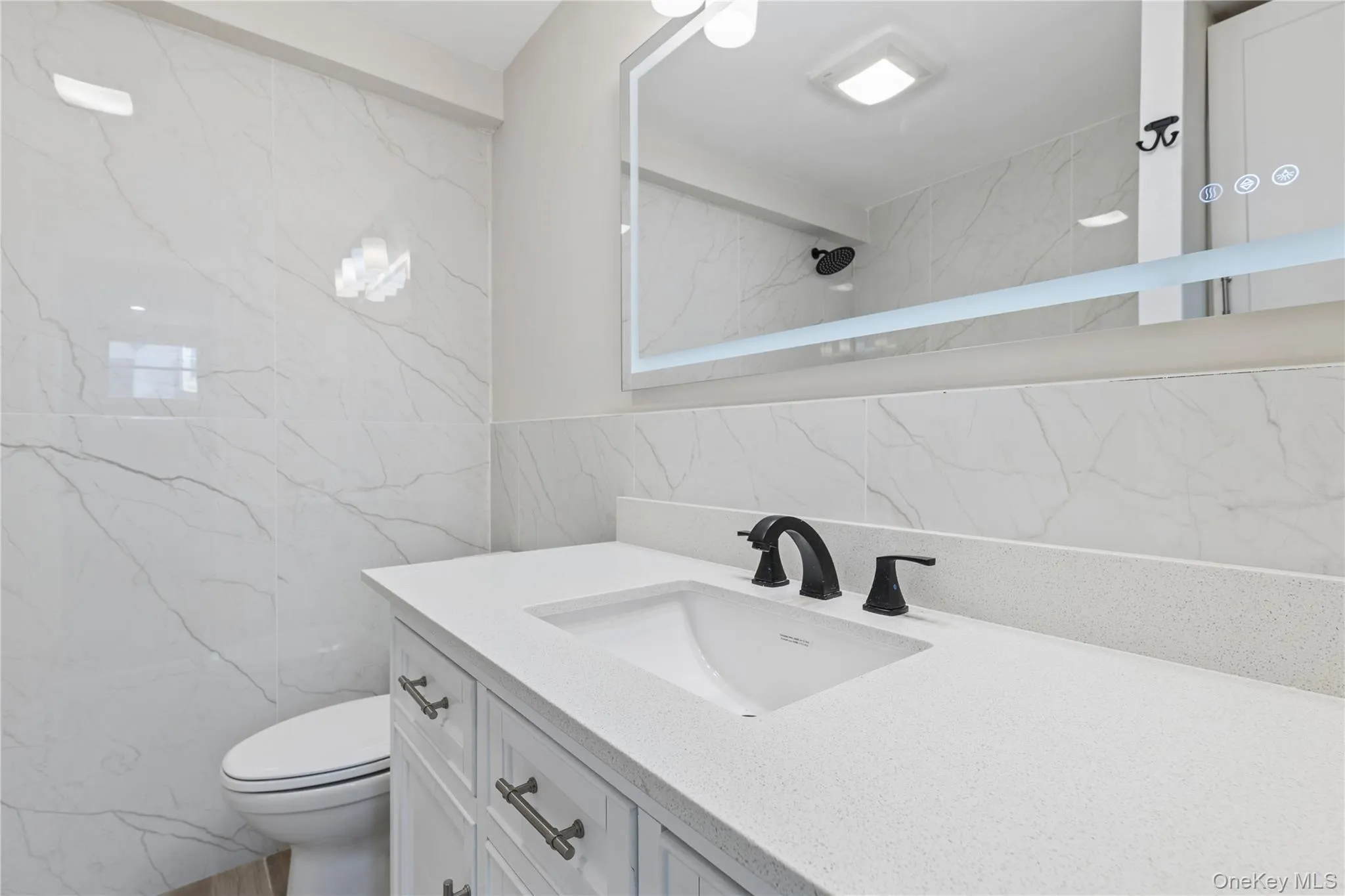 11 Park Avenue, Babylon, NY, 1 Bedroom Bedrooms, 3 Rooms Rooms,1 BathroomBathrooms,Residential Lease,For Rent,Park,0,1001233 11 Park Avenue, Babylon, NY, 1 Bedroom Bedrooms, 3 Rooms Rooms,1 BathroomBathrooms,Residential Lease,For Rent,Park,0,1001233