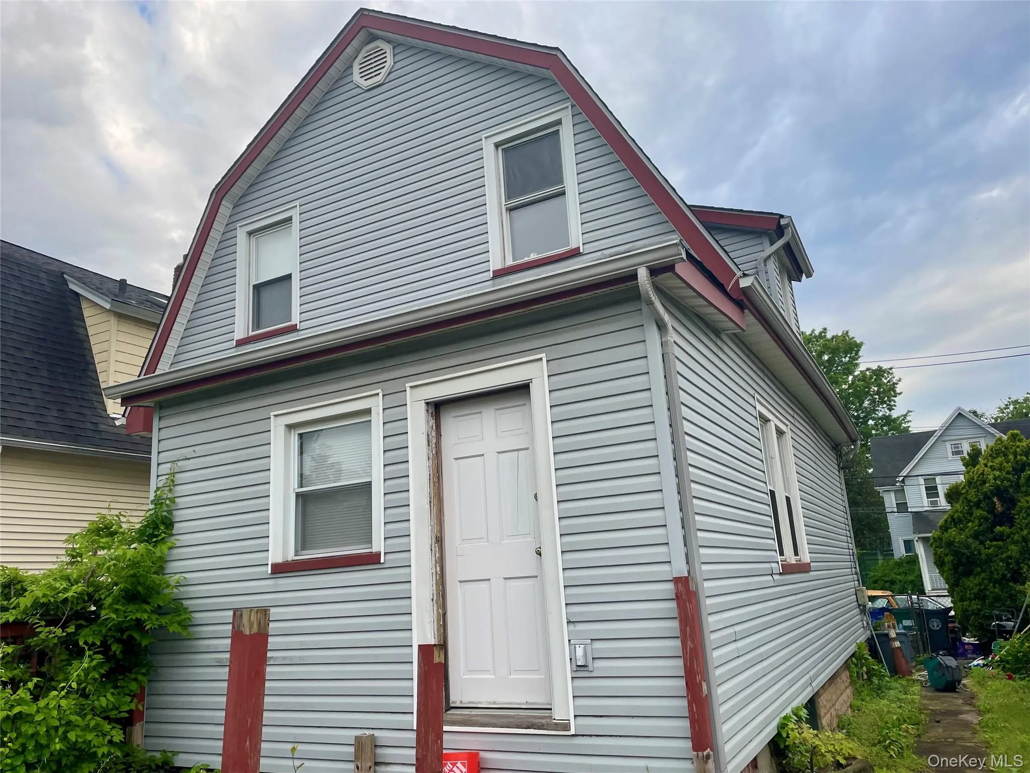 141 Fisher Avenue, New York, NY, 3 Bedrooms Bedrooms, 8 Rooms Rooms,1 BathroomBathrooms,Residential,For Rent,Fisher,0,1001236 141 Fisher Avenue, New York, NY, 3 Bedrooms Bedrooms, 8 Rooms Rooms,1 BathroomBathrooms,Residential,For Rent,Fisher,0,1001236