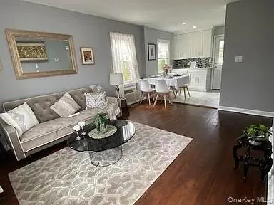 4 West Court, Oyster Bay, NY, 4 Bedrooms Bedrooms, 7 Rooms Rooms,2 BathroomsBathrooms,Residential Lease,For Rent,West,0,1001240 4 West Court, Oyster Bay, NY, 4 Bedrooms Bedrooms, 7 Rooms Rooms,2 BathroomsBathrooms,Residential Lease,For Rent,West,0,1001240