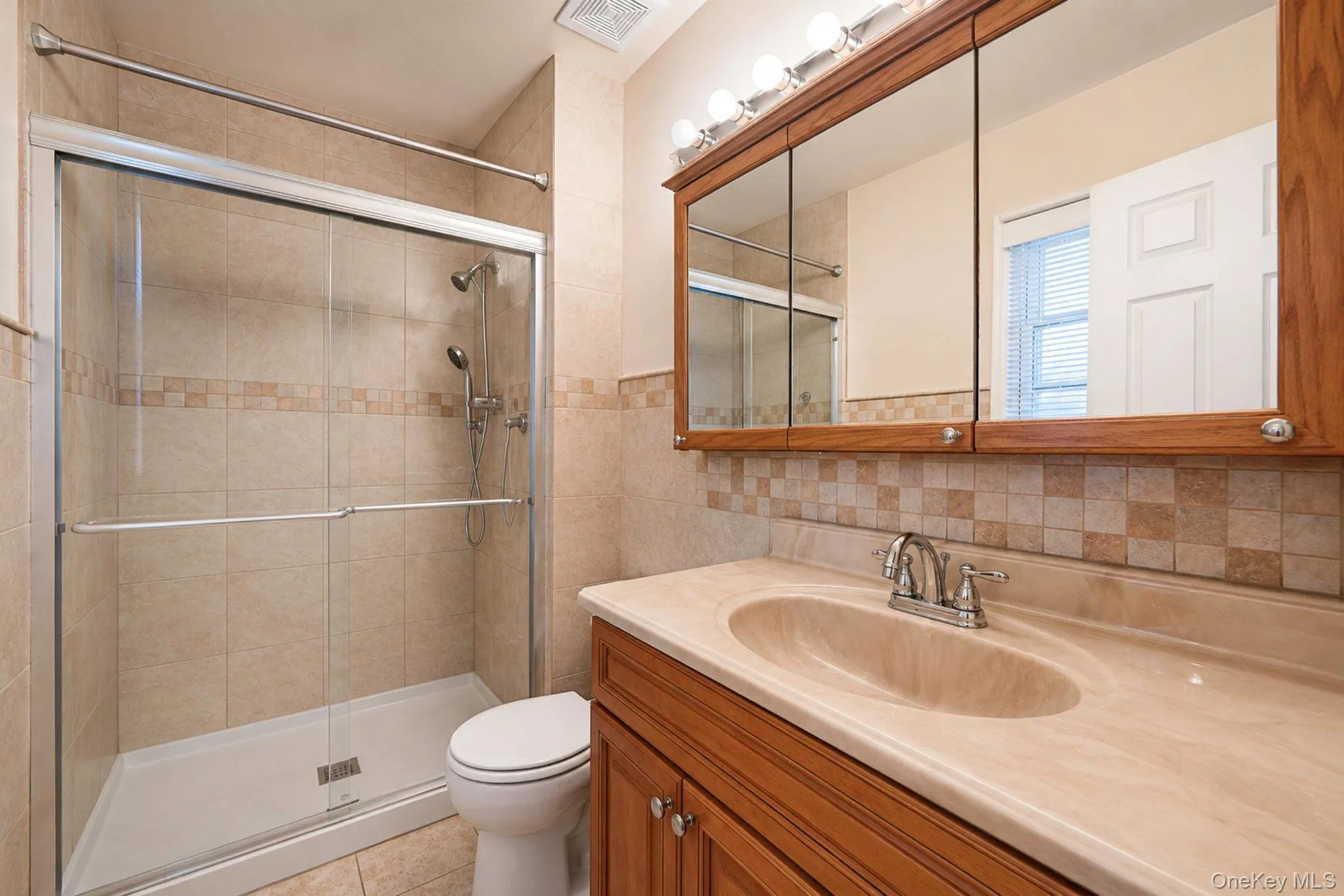 5 Tawny Pass, Brookhaven, NY, 5 Bedrooms Bedrooms, 9 Rooms Rooms,4 BathroomsBathrooms,Residential,For Rent,Tawny,0,1001241 5 Tawny Pass, Brookhaven, NY, 5 Bedrooms Bedrooms, 9 Rooms Rooms,4 BathroomsBathrooms,Residential,For Rent,Tawny,0,1001241