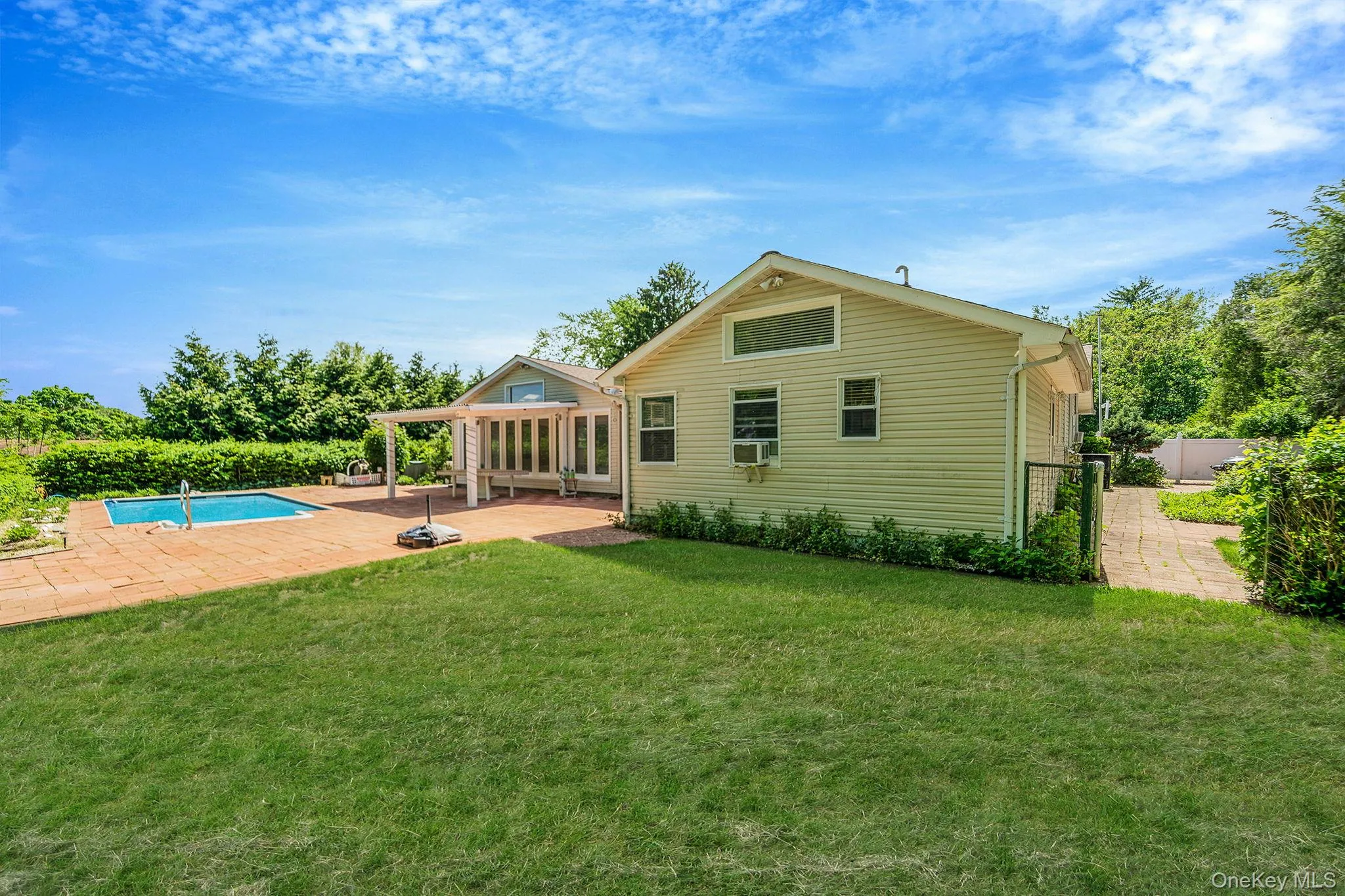 5 Tawny Pass, Brookhaven, NY, 5 Bedrooms Bedrooms, 9 Rooms Rooms,4 BathroomsBathrooms,Residential,For Rent,Tawny,0,1001241 5 Tawny Pass, Brookhaven, NY, 5 Bedrooms Bedrooms, 9 Rooms Rooms,4 BathroomsBathrooms,Residential,For Rent,Tawny,0,1001241