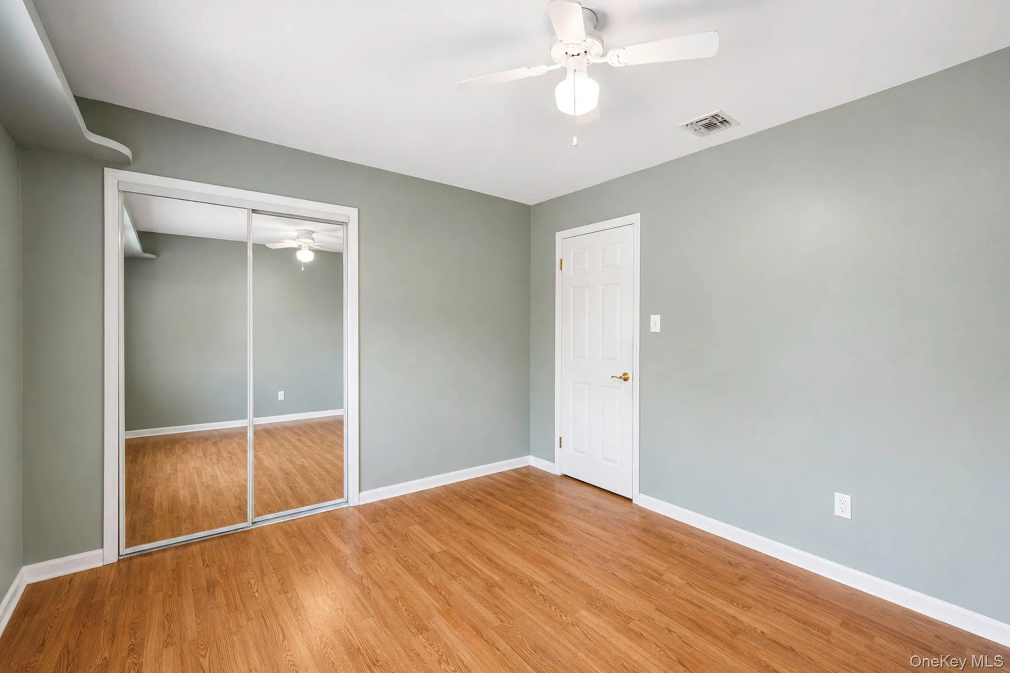 5 Tawny Pass, Brookhaven, NY, 5 Bedrooms Bedrooms, 9 Rooms Rooms,4 BathroomsBathrooms,Residential,For Rent,Tawny,0,1001241 5 Tawny Pass, Brookhaven, NY, 5 Bedrooms Bedrooms, 9 Rooms Rooms,4 BathroomsBathrooms,Residential,For Rent,Tawny,0,1001241
