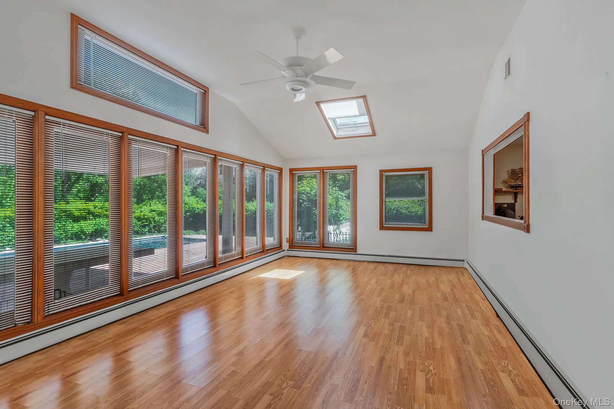 5 Tawny Pass, Brookhaven, NY, 5 Bedrooms Bedrooms, 9 Rooms Rooms,4 BathroomsBathrooms,Residential,For Rent,Tawny,0,1001241 5 Tawny Pass, Brookhaven, NY, 5 Bedrooms Bedrooms, 9 Rooms Rooms,4 BathroomsBathrooms,Residential,For Rent,Tawny,0,1001241