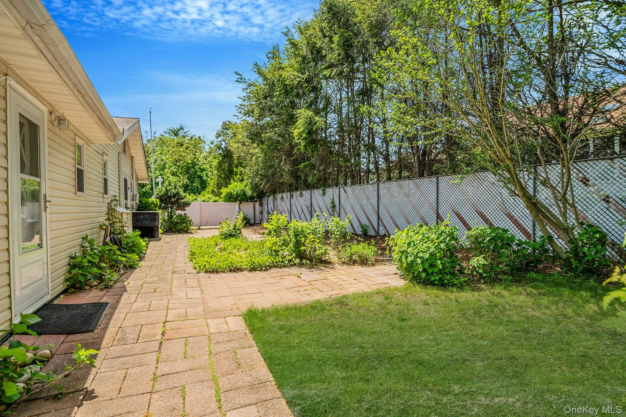 5 Tawny Pass, Brookhaven, NY, 5 Bedrooms Bedrooms, 9 Rooms Rooms,4 BathroomsBathrooms,Residential,For Rent,Tawny,0,1001241 5 Tawny Pass, Brookhaven, NY, 5 Bedrooms Bedrooms, 9 Rooms Rooms,4 BathroomsBathrooms,Residential,For Rent,Tawny,0,1001241