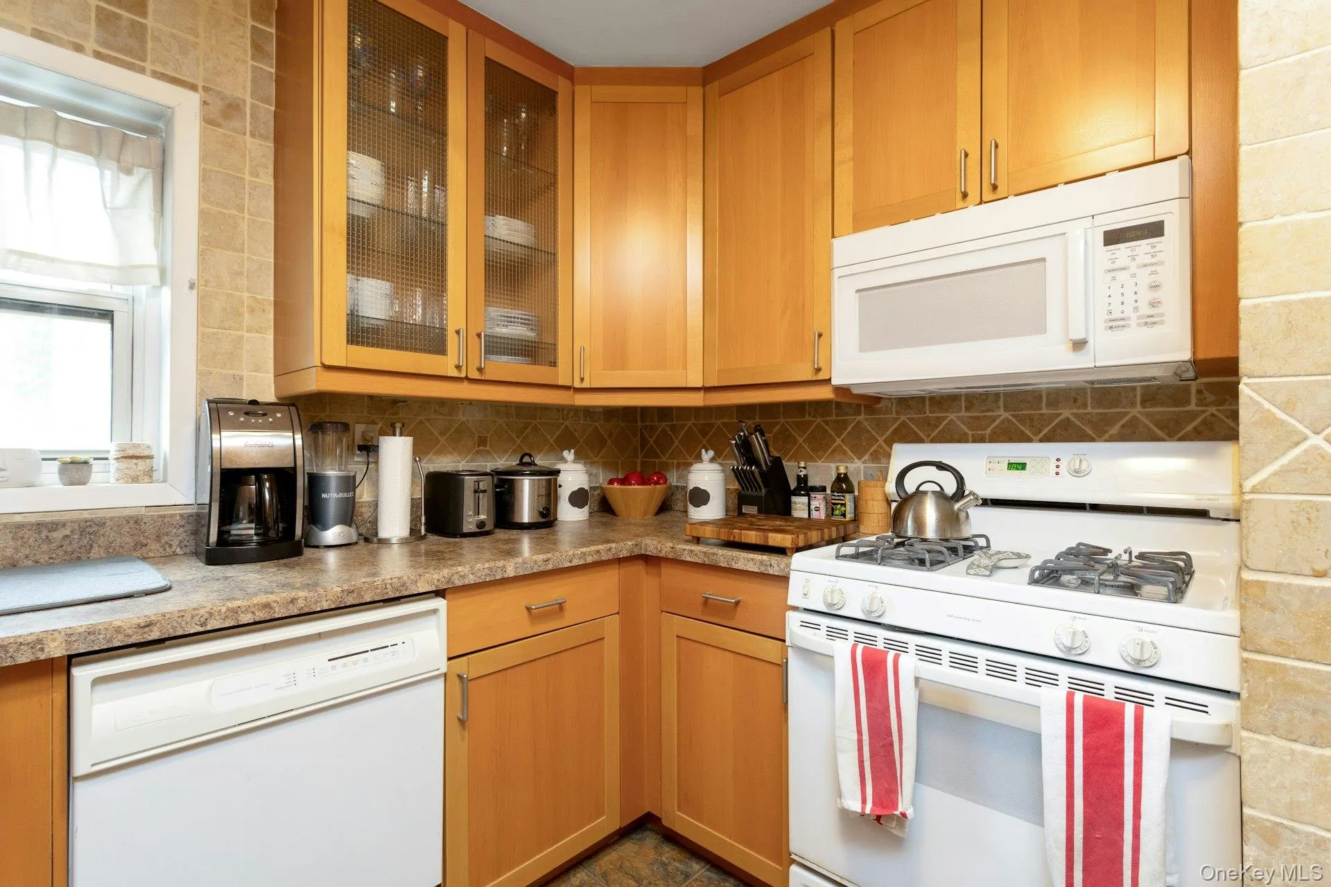 330 Broadway, Greenburgh, NY, 1 Bedroom Bedrooms, 4 Rooms Rooms,1 BathroomBathrooms,Residential Lease,For Rent,Broadway,0,1001243 330 Broadway, Greenburgh, NY, 1 Bedroom Bedrooms, 4 Rooms Rooms,1 BathroomBathrooms,Residential Lease,For Rent,Broadway,0,1001243