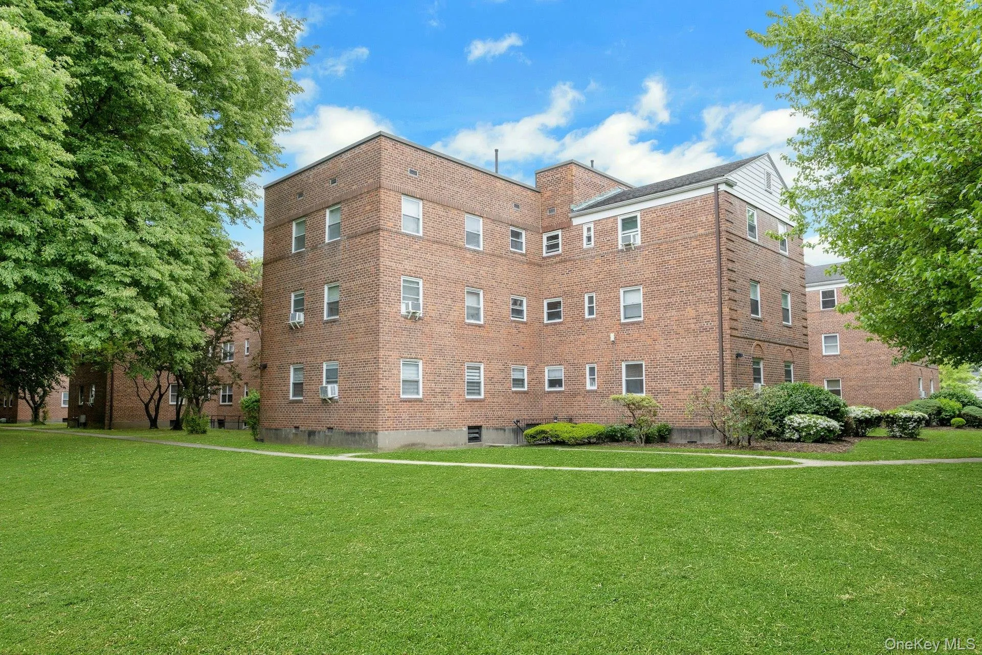 330 Broadway, Greenburgh, NY, 1 Bedroom Bedrooms, 4 Rooms Rooms,1 BathroomBathrooms,Residential Lease,For Rent,Broadway,0,1001243 330 Broadway, Greenburgh, NY, 1 Bedroom Bedrooms, 4 Rooms Rooms,1 BathroomBathrooms,Residential Lease,For Rent,Broadway,0,1001243