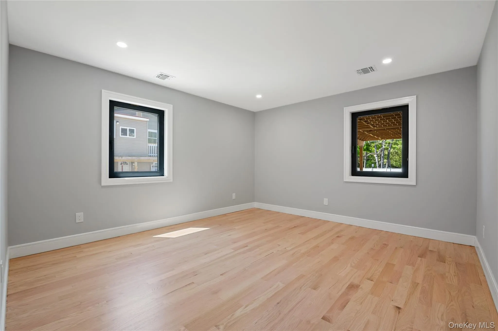 845 Islip Avenue, Islip, NY, 5 Bedrooms Bedrooms, 9 Rooms Rooms,4 BathroomsBathrooms,Residential,For Rent,Islip,0,1001251 845 Islip Avenue, Islip, NY, 5 Bedrooms Bedrooms, 9 Rooms Rooms,4 BathroomsBathrooms,Residential,For Rent,Islip,0,1001251